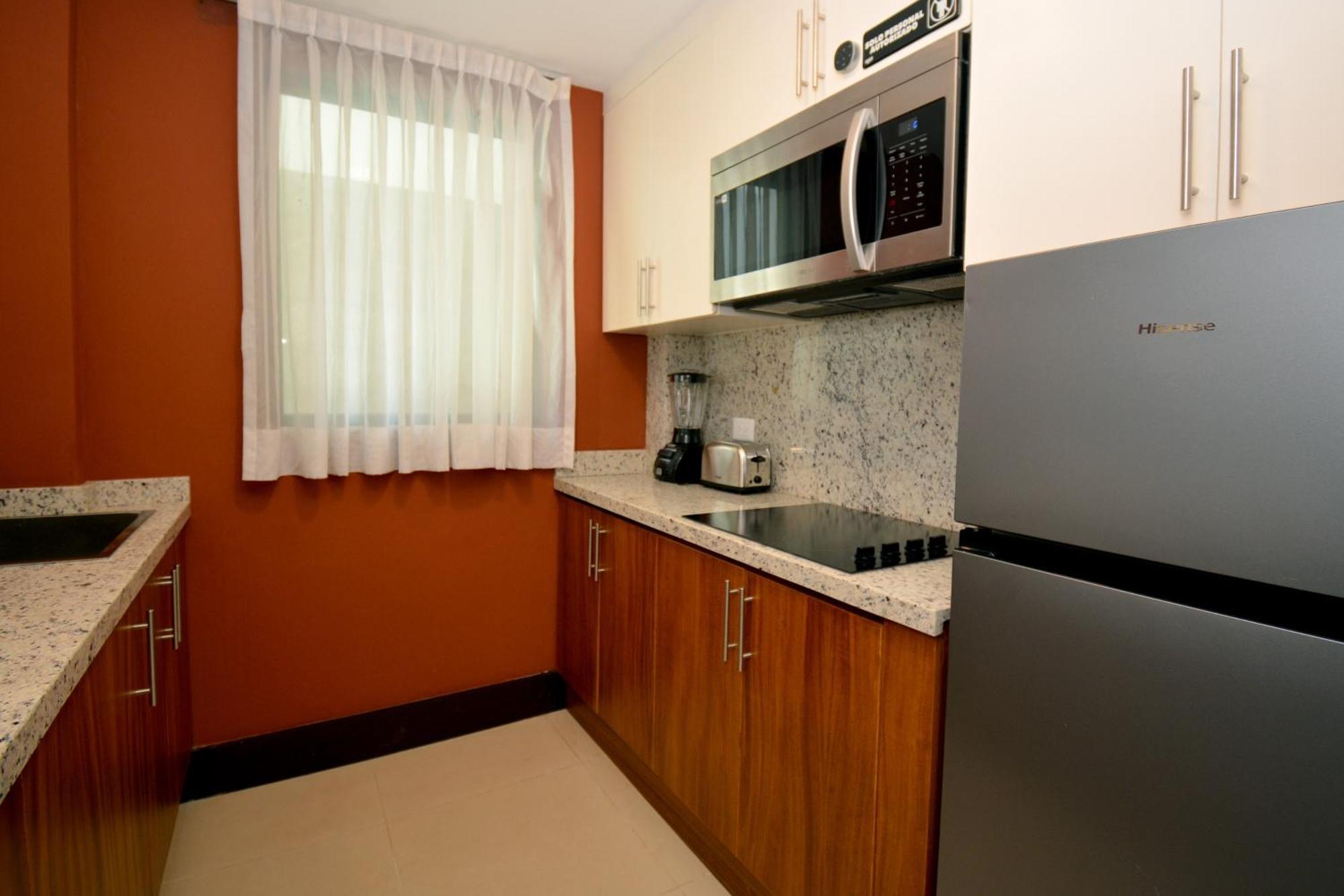 Aldea Thai Beachfront Apartment *