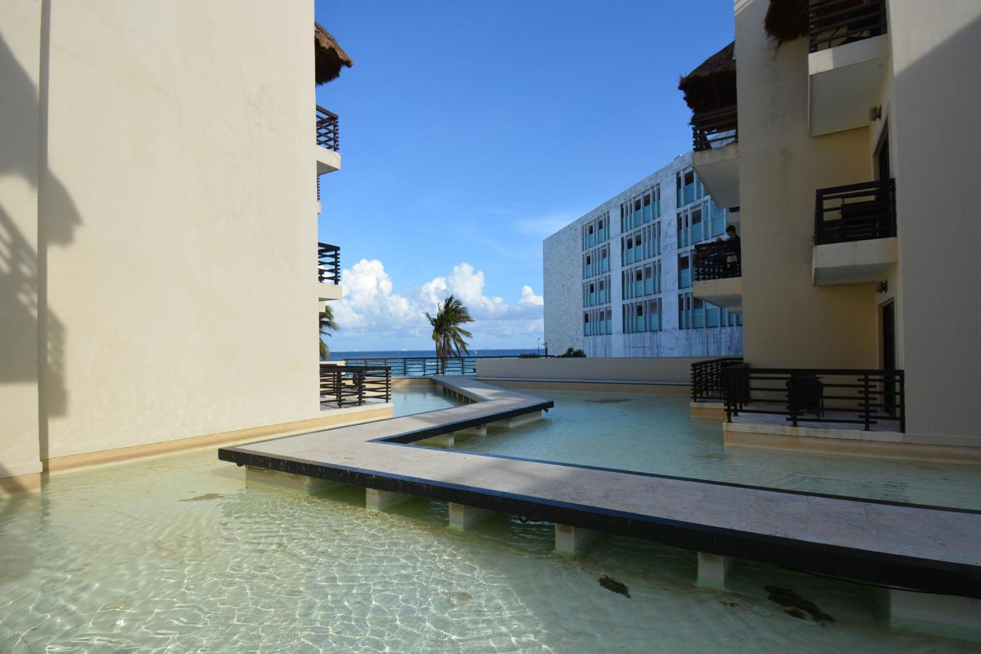 Aldea Thai Beachfront Apartment Playa del Carmen