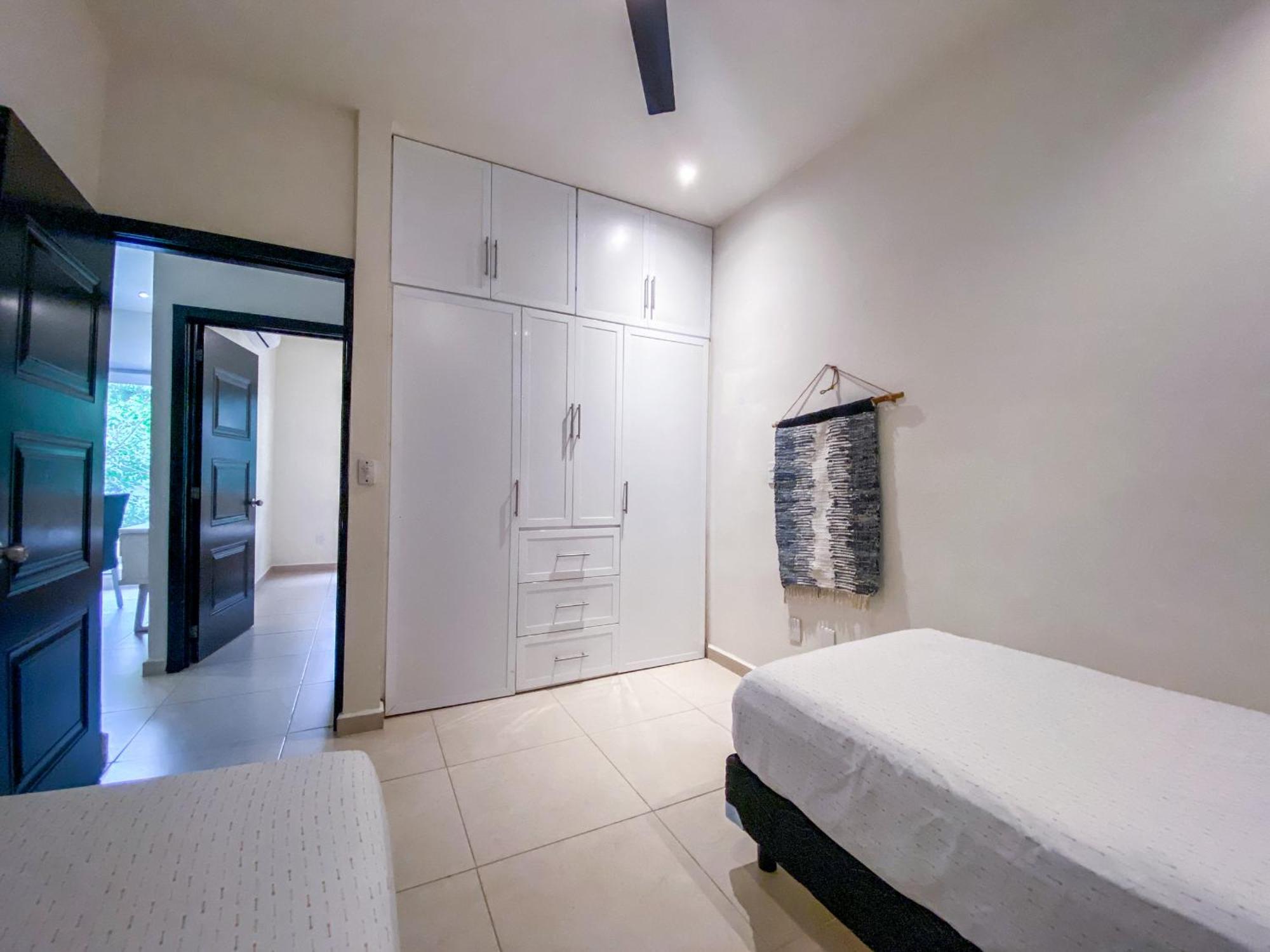 Homey 3br In Residential Area With 3pools Garden And Bbq Apartment *