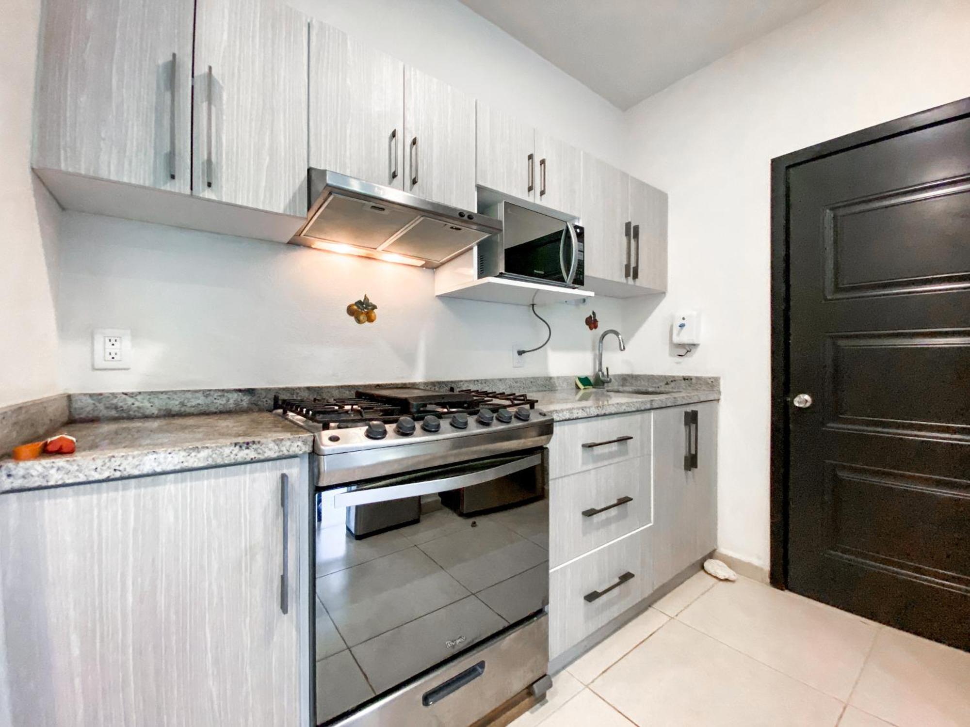Homey 3br In Residential Area With 3pools Garden And Bbq Playa del Carmen