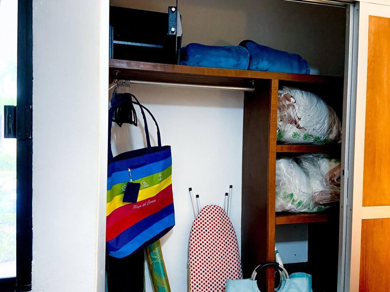Apartamento Colorful Hacienda Style 2br With Pool Steps To Playa del Carmen