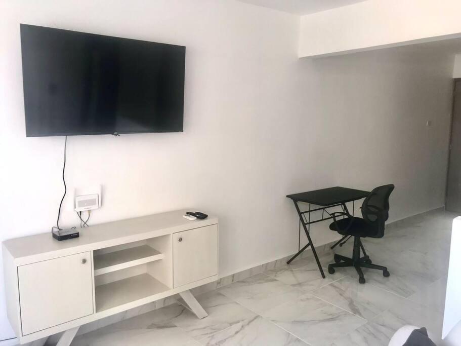 Apartment 5a Lia 12 1 Block From 5 Av Wifi 60 Mbs Playa del Carmen