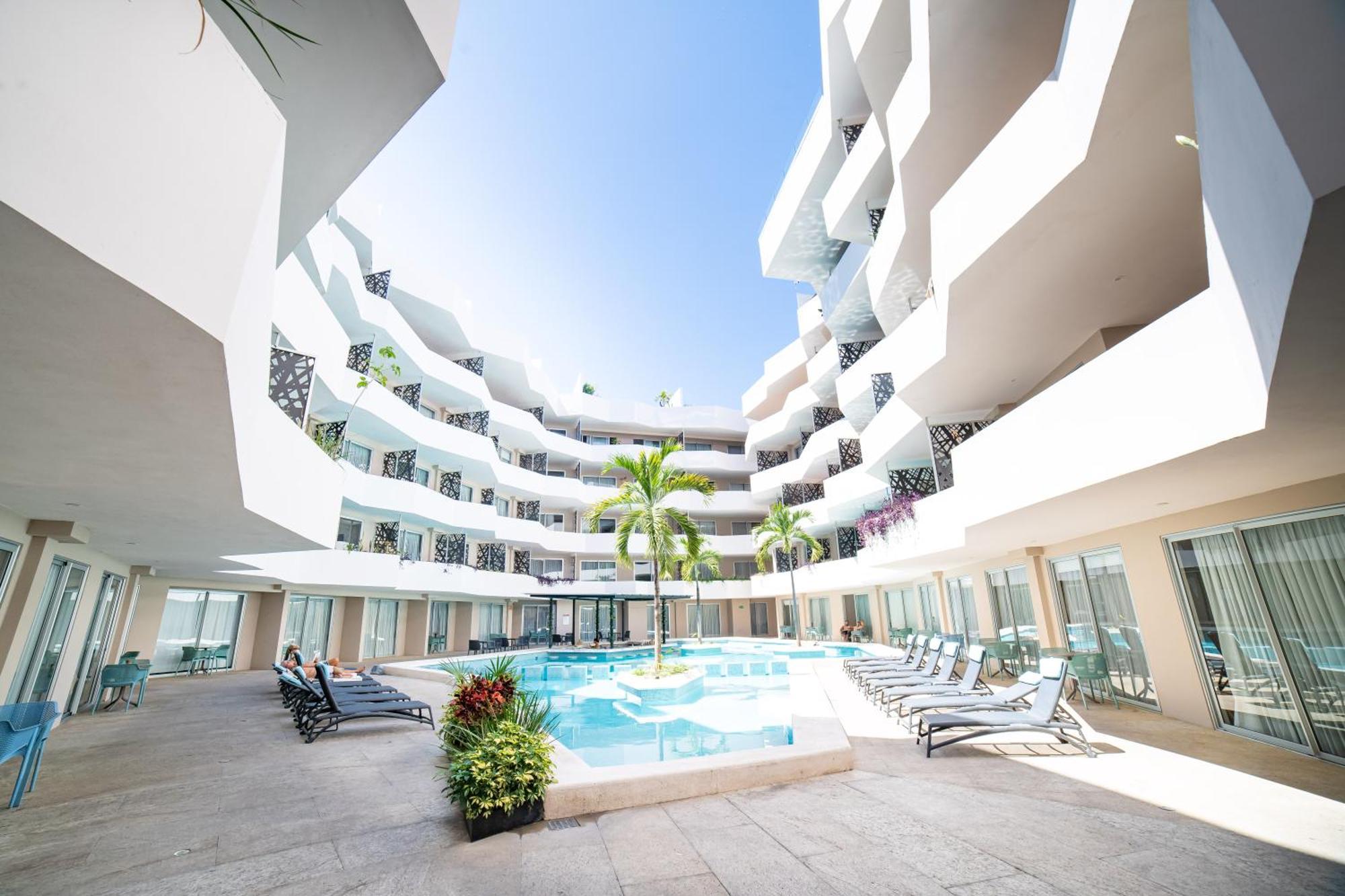 Gallery By Tulum 5*