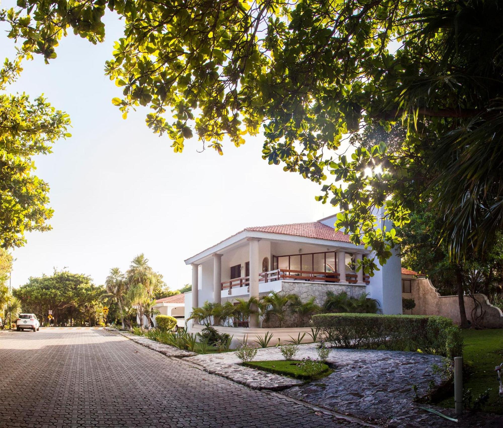 Nhà nghỉ House Playacar I Playa del Carmen