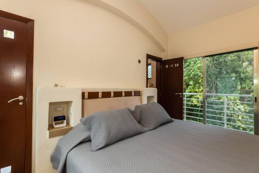 Biệt thự Luxury Spacious 5 Bedroom *