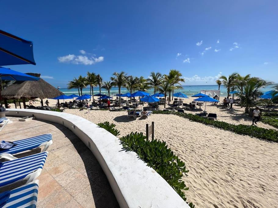 Apartamento Lovely 2 Bdrm In Gated Community & Pool View Playa del Carmen