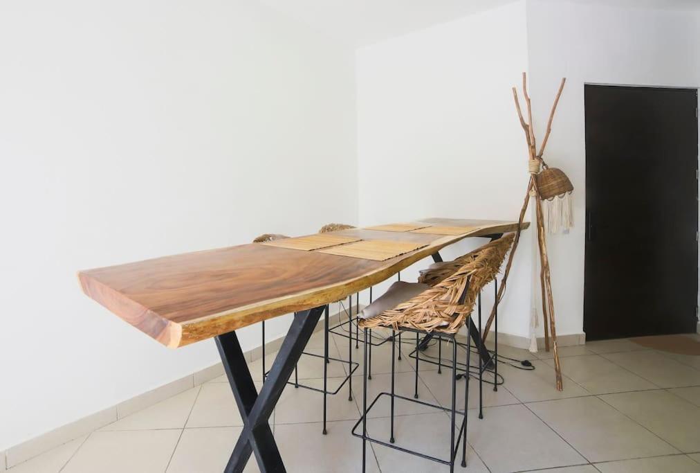 Apartamento Lovely 2 Bdrm In Gated Community & Pool View *