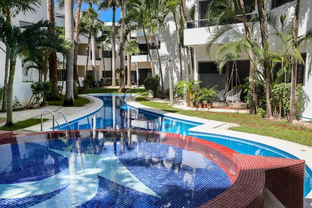 Apartamento Lovely 2 Bdrm In Gated Community & Pool View Playa del Carmen