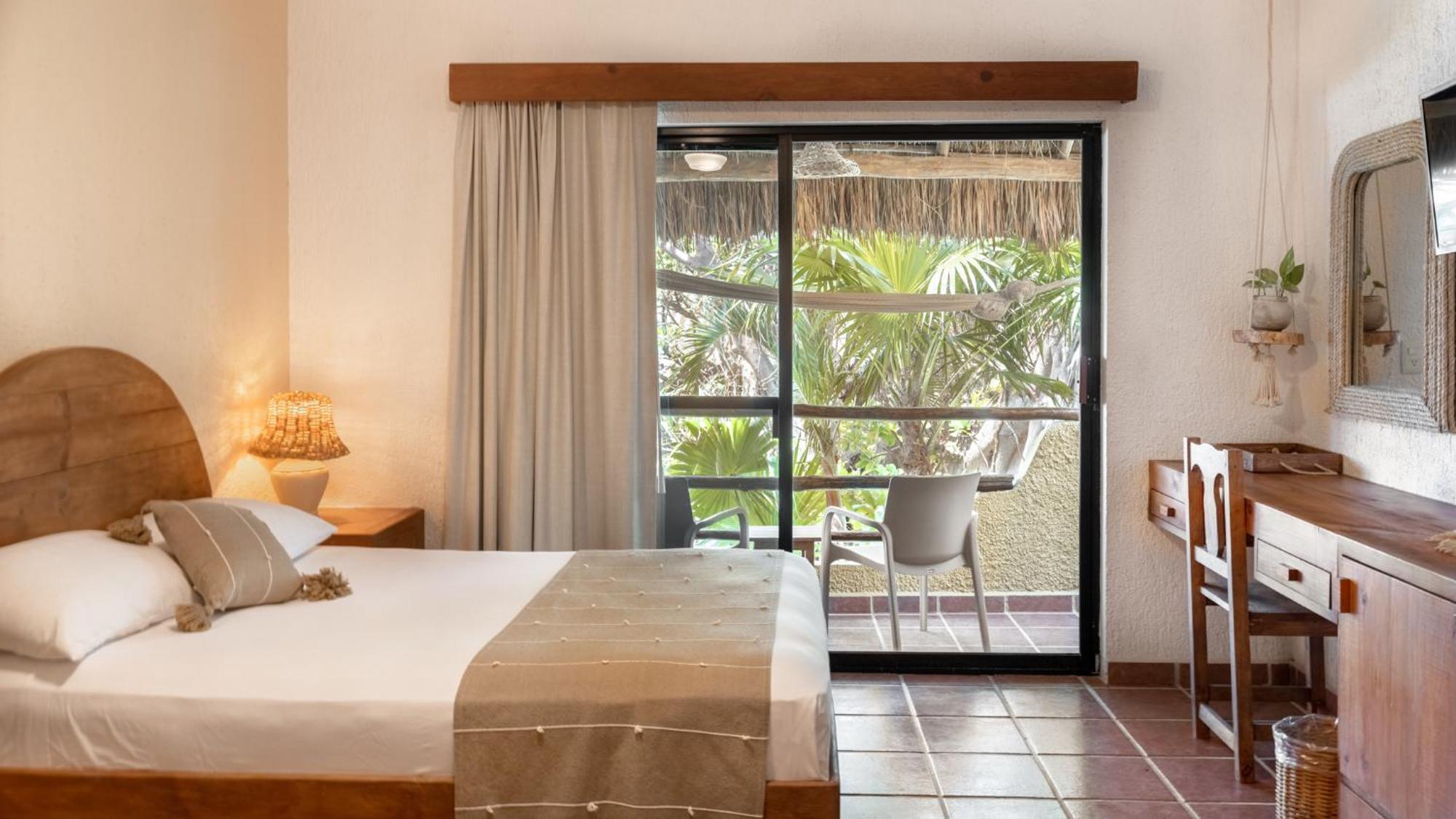 Khách sạn Casa Colibri 4*