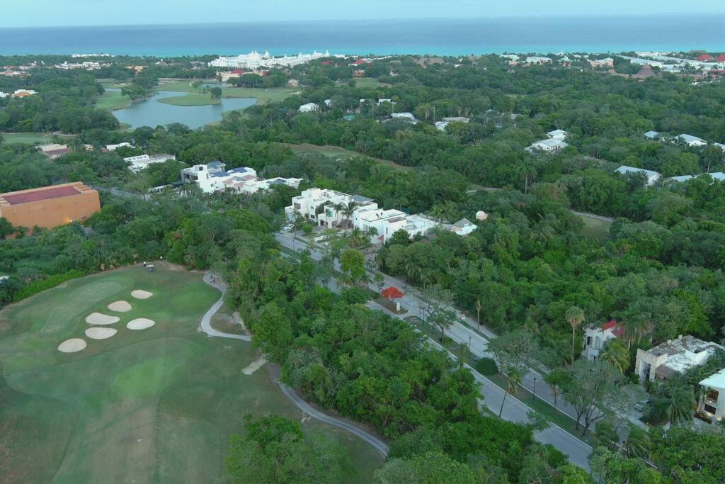 Casa Pulpo Paradise In Gated Community Playa del Carmen