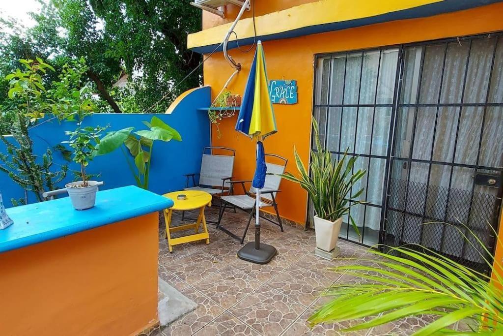 Casa Naranja