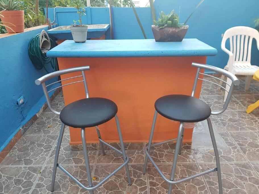 Casa Naranja