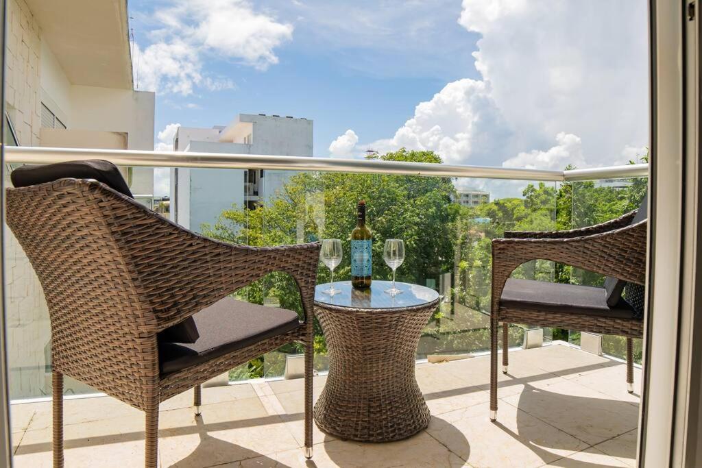 Apartment Papaya 15 Exclusive Penthouse With Rooftop And Jacuzzi *