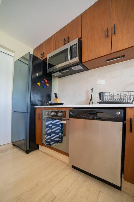 Apartment Papaya 15 Exclusive Penthouse With Rooftop And Jacuzzi