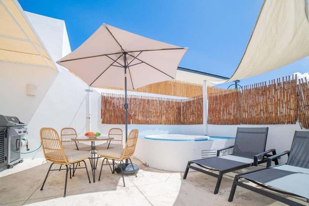 Papaya 15 Exclusive Penthouse With Rooftop And Jacuzzi *