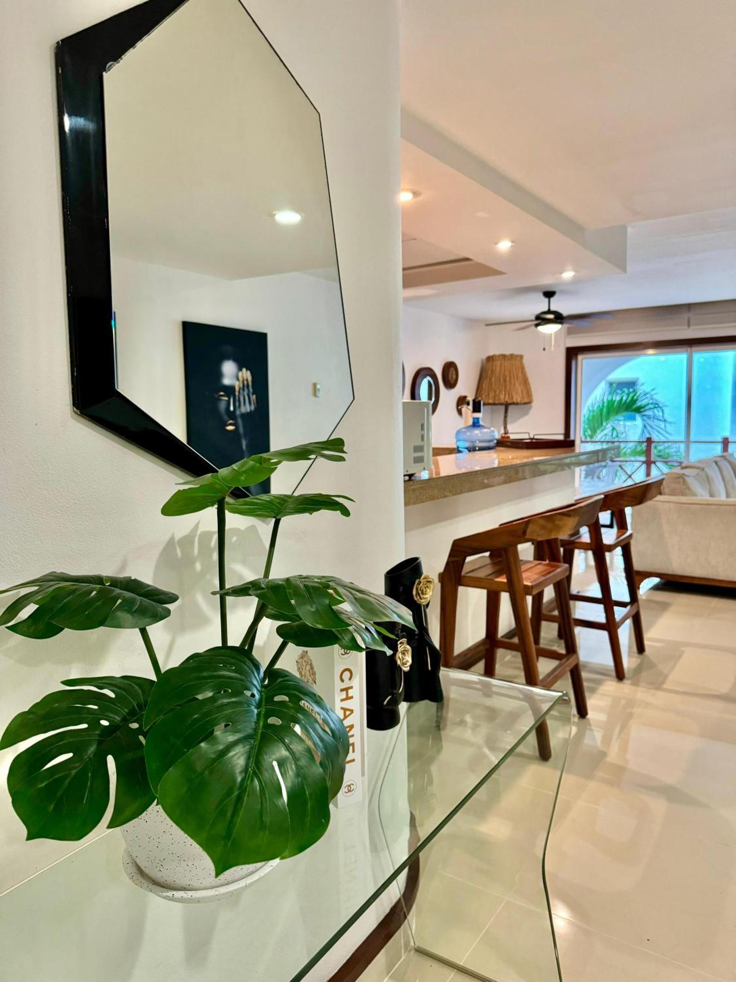 Căn hộ 3 Bedroom Heart Playa! *