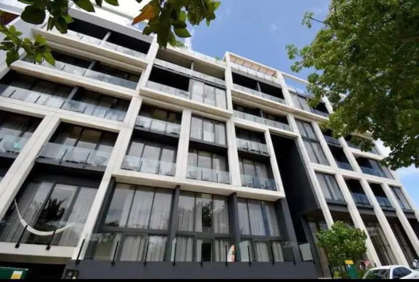 Apartment With Ocean View On 5th Ave