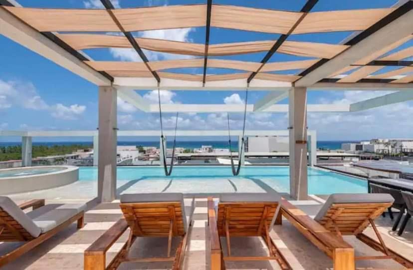Apartment With Ocean View On 5th Ave *