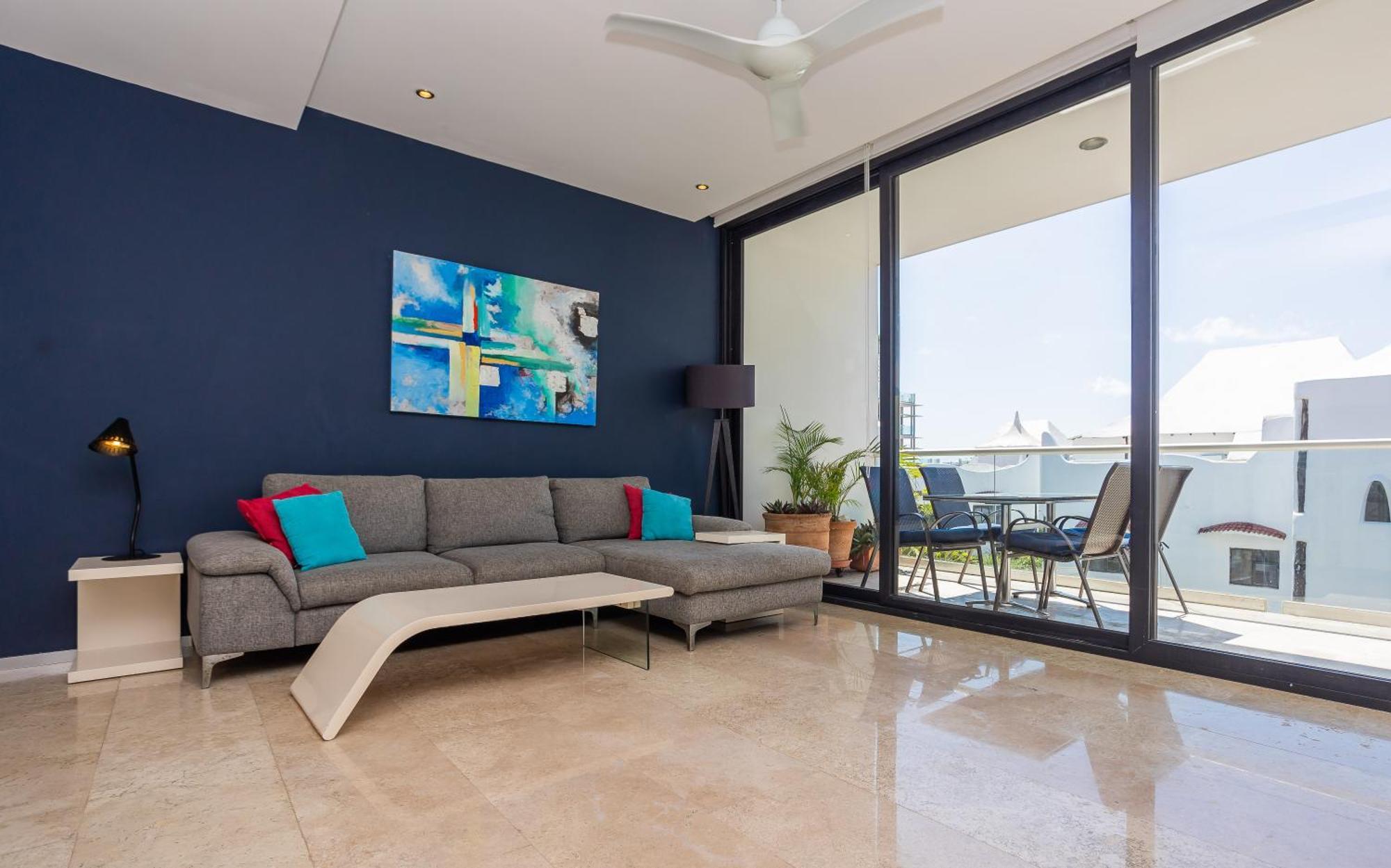 Beautiful 2bd 2bth, Ocean Views Apartment *
