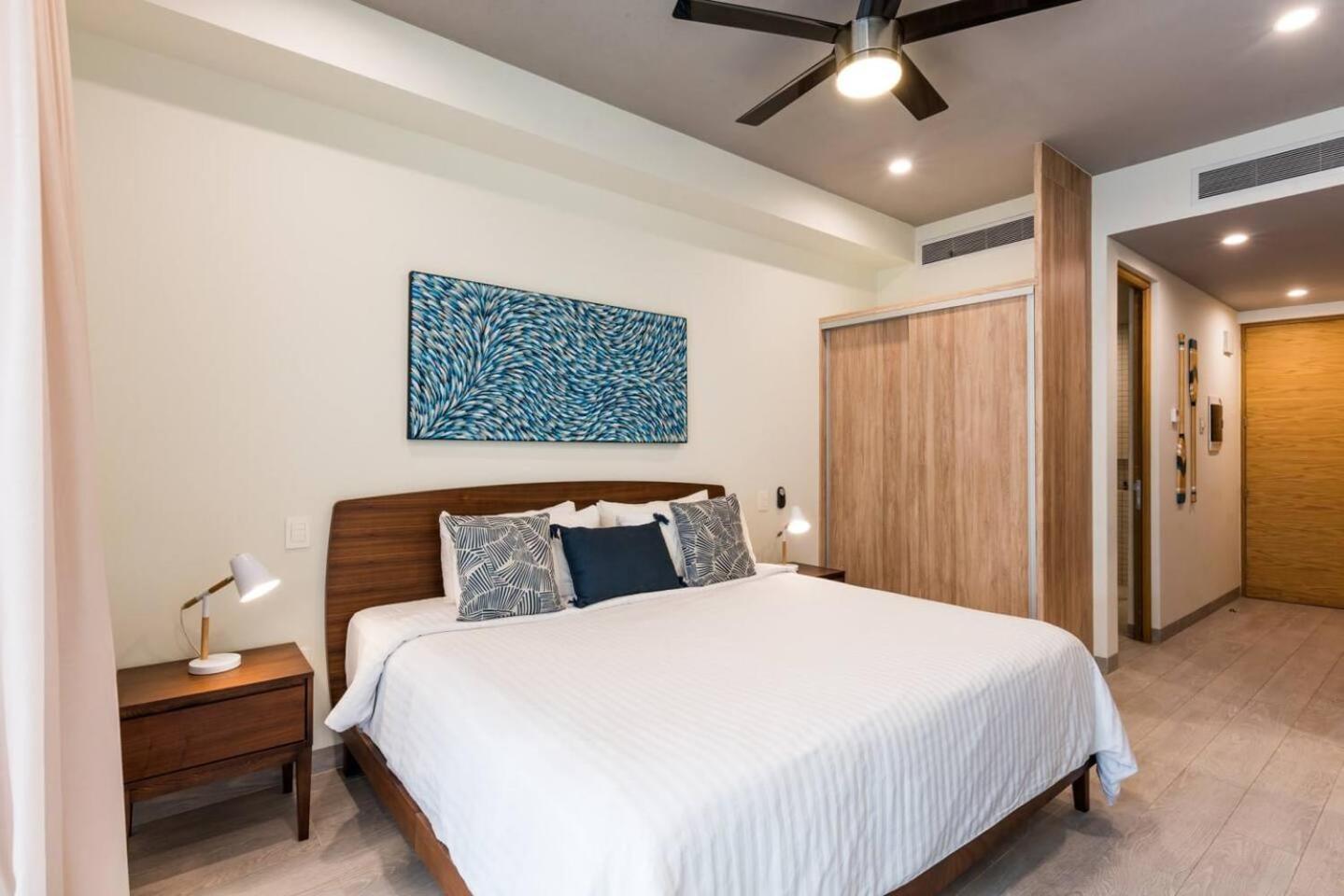 Comodo Estudio Con Cocineta Y Balcon * Playa del Carmen