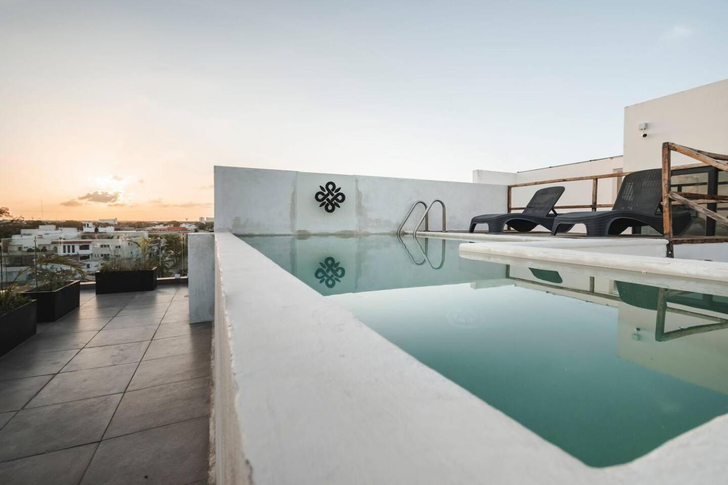 Estudio, Wifi, Tv, Cocina, Gym, Alberca, Seguridad Apartment