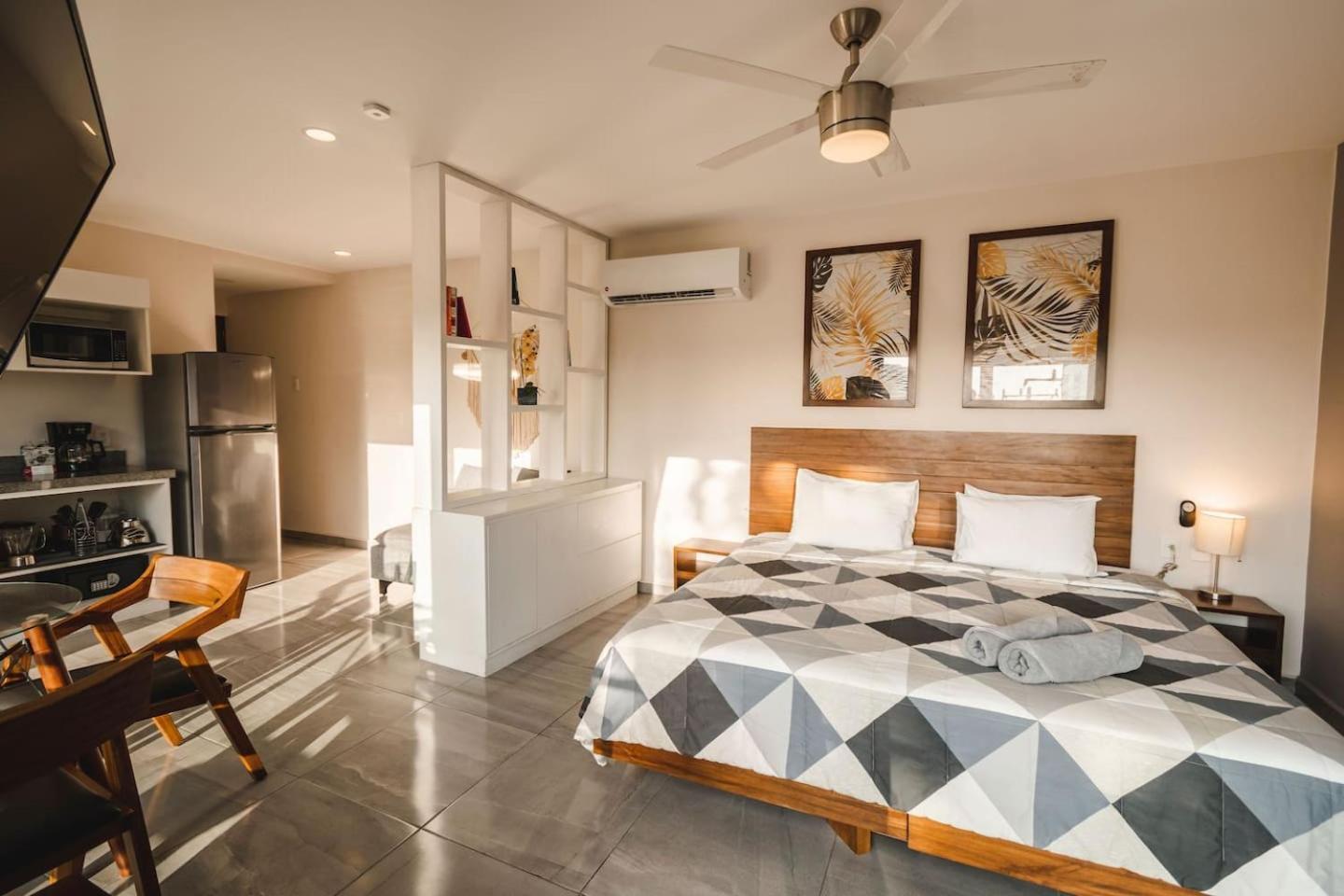 Estudio, Wifi, Tv, Cocina, Gym, Alberca, Seguridad Apartment