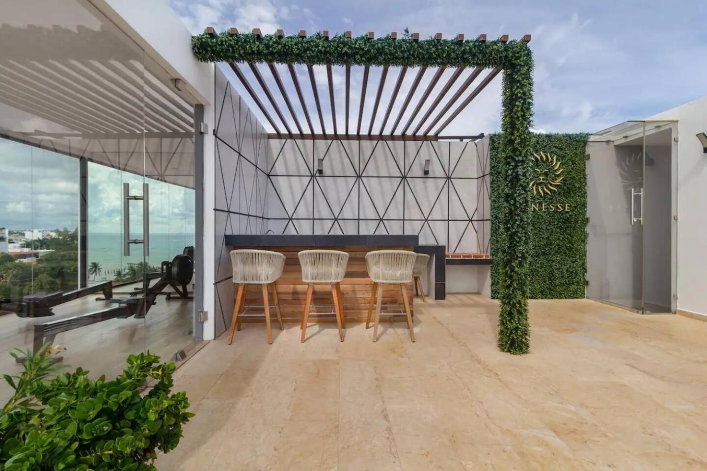 Apts 200m From Sleeps 10 Apartment *