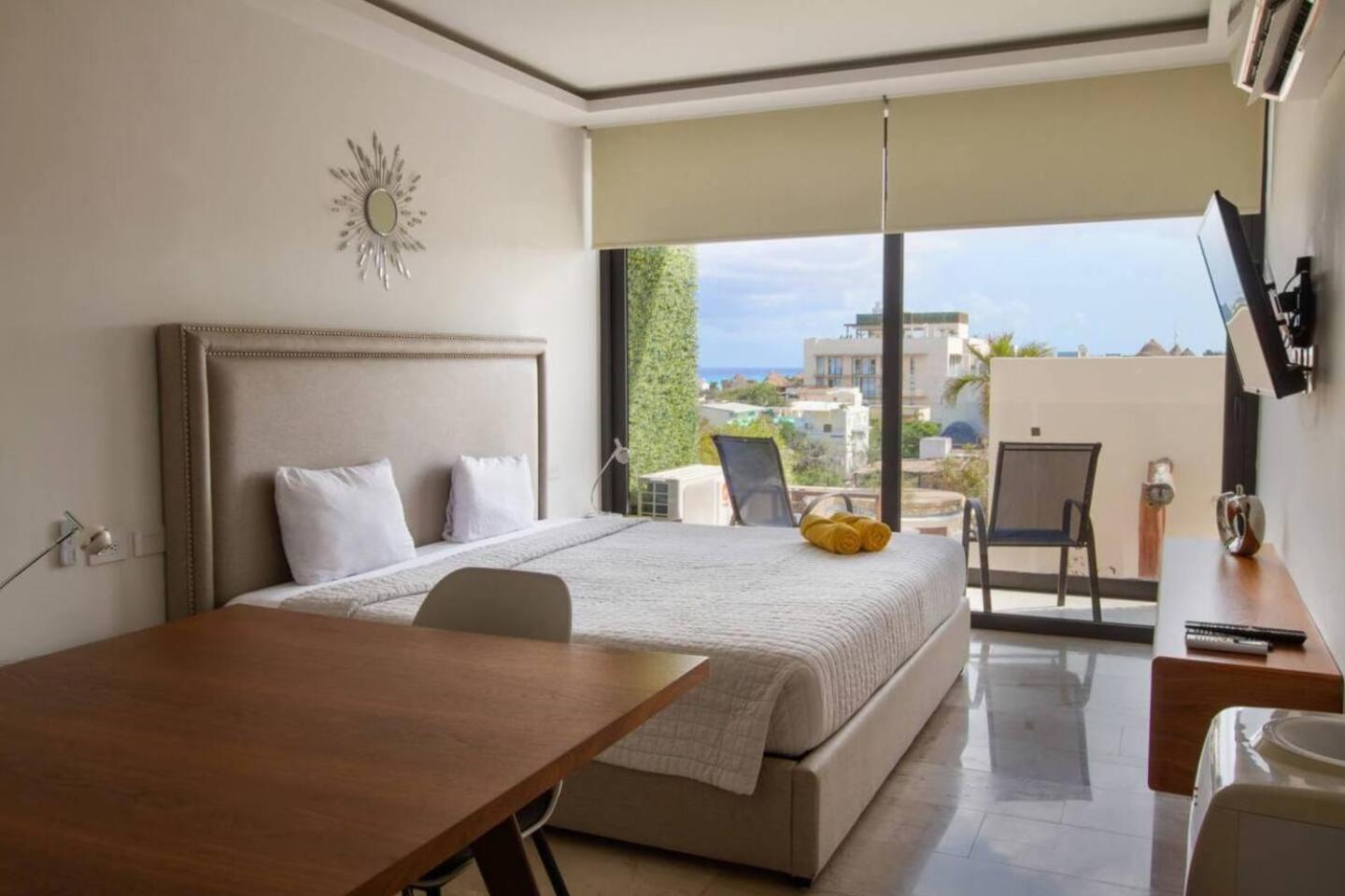 Apartment Apts 200m From Sleeps 10