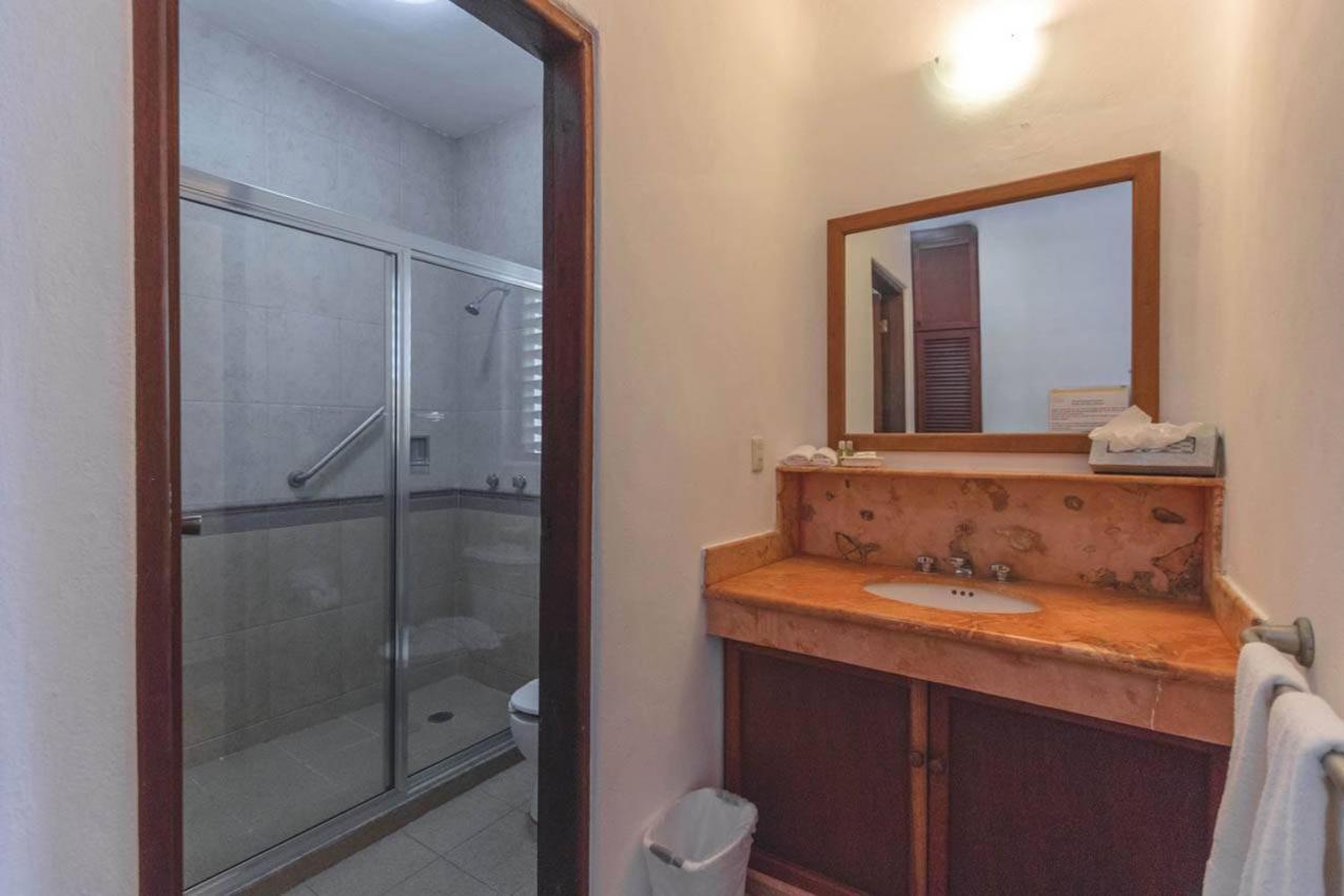 Escape To Casa Iguana Luxurious 2 Bedroom Playa del Carmen