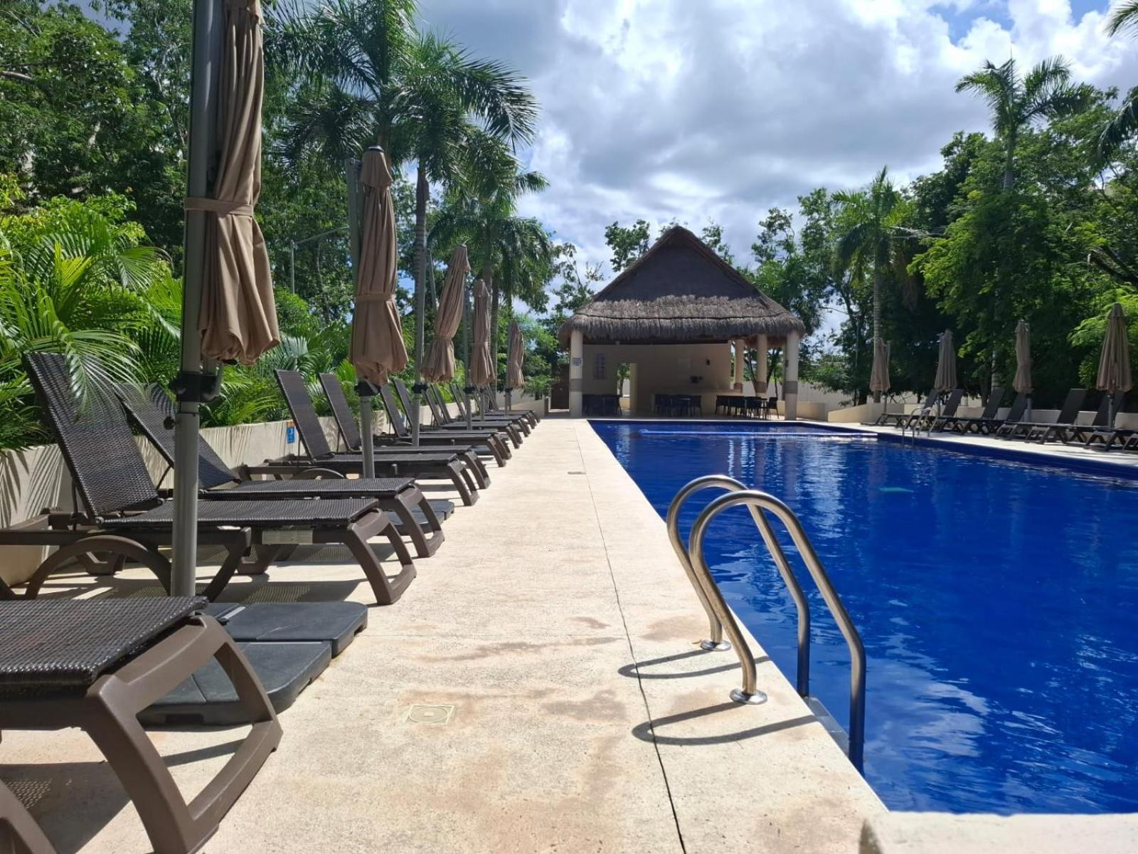 Moderno 2 En Condominio, * Playa del Carmen