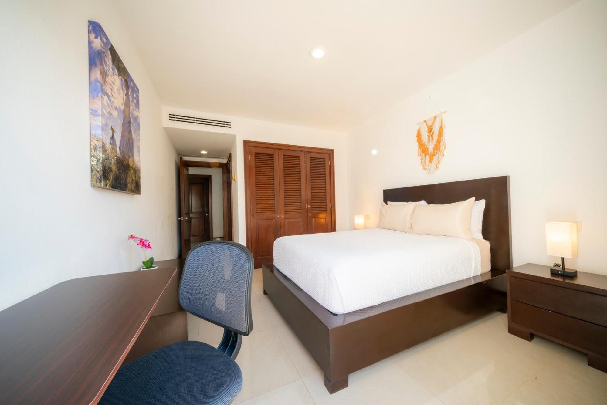 Modern 3br In The Center Of - Muuyal 304 Playa del Carmen