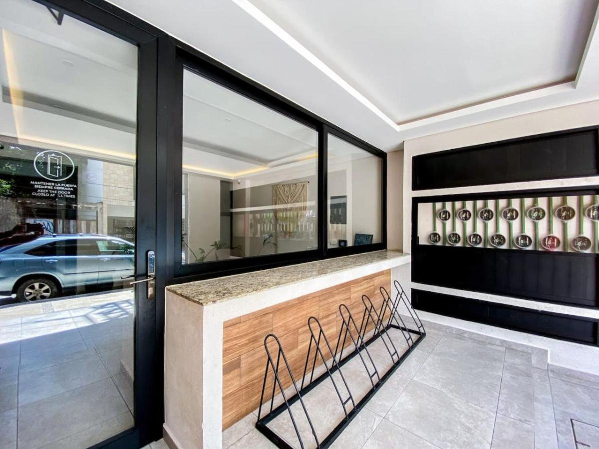 Apartment Shiny On 5th Ave With Pool And Gym Steps To Playa del Carmen