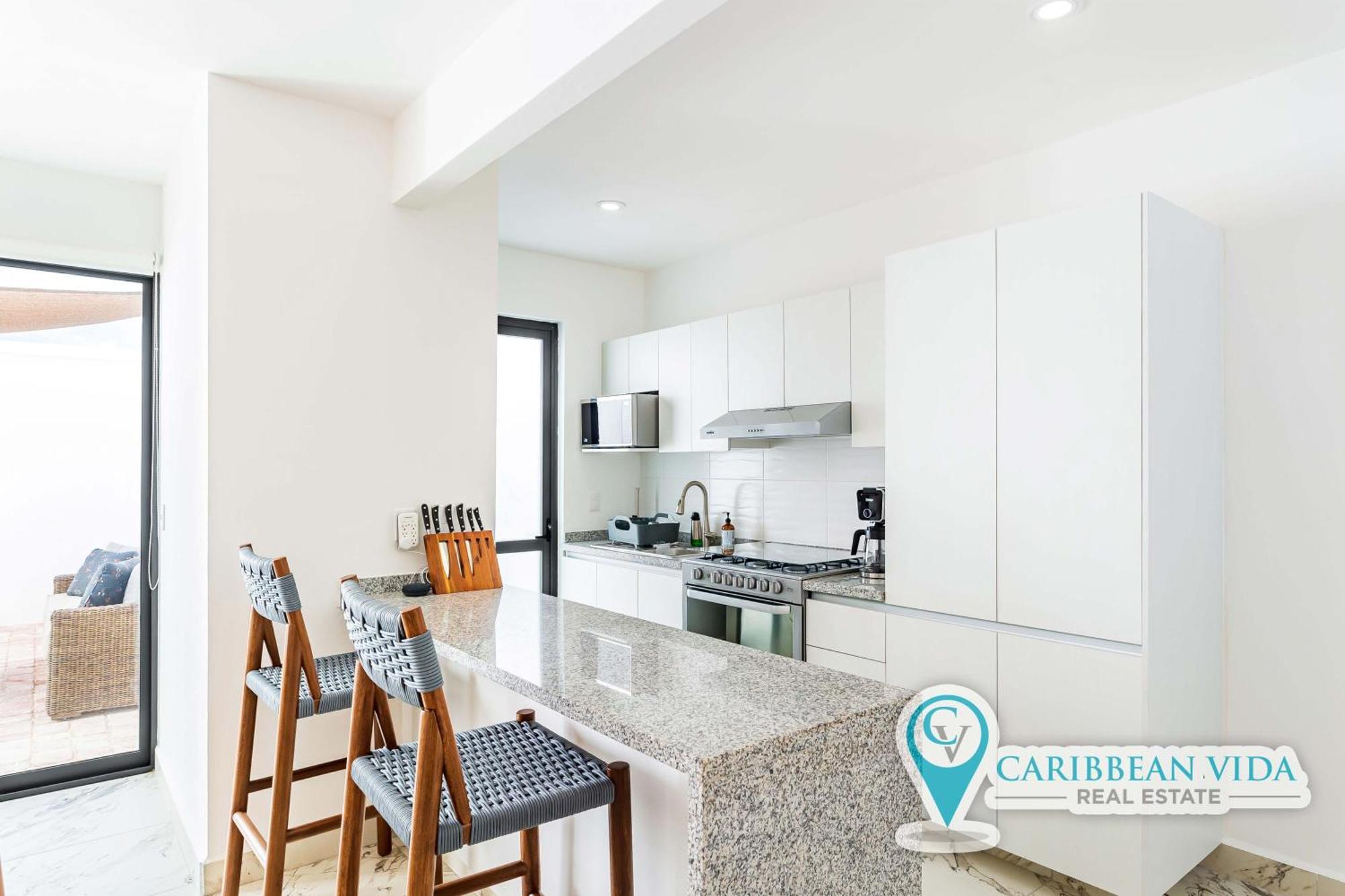 Stylish & Bright Contemporary 3bd I Pool! Сasa de vacaciones