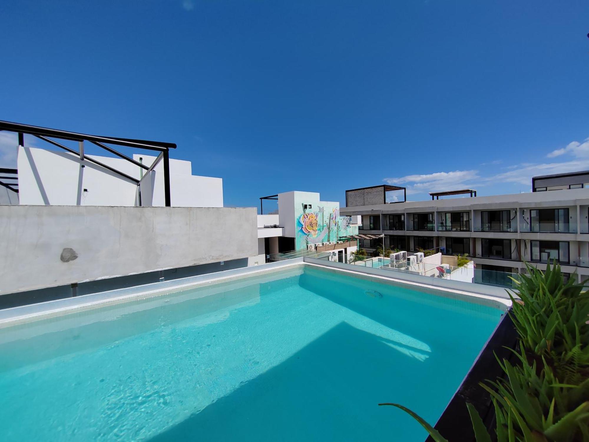 Centrally Located Steps Away From 5th Avenue And The Beach! By.yeah Apartamento Playa del Carmen