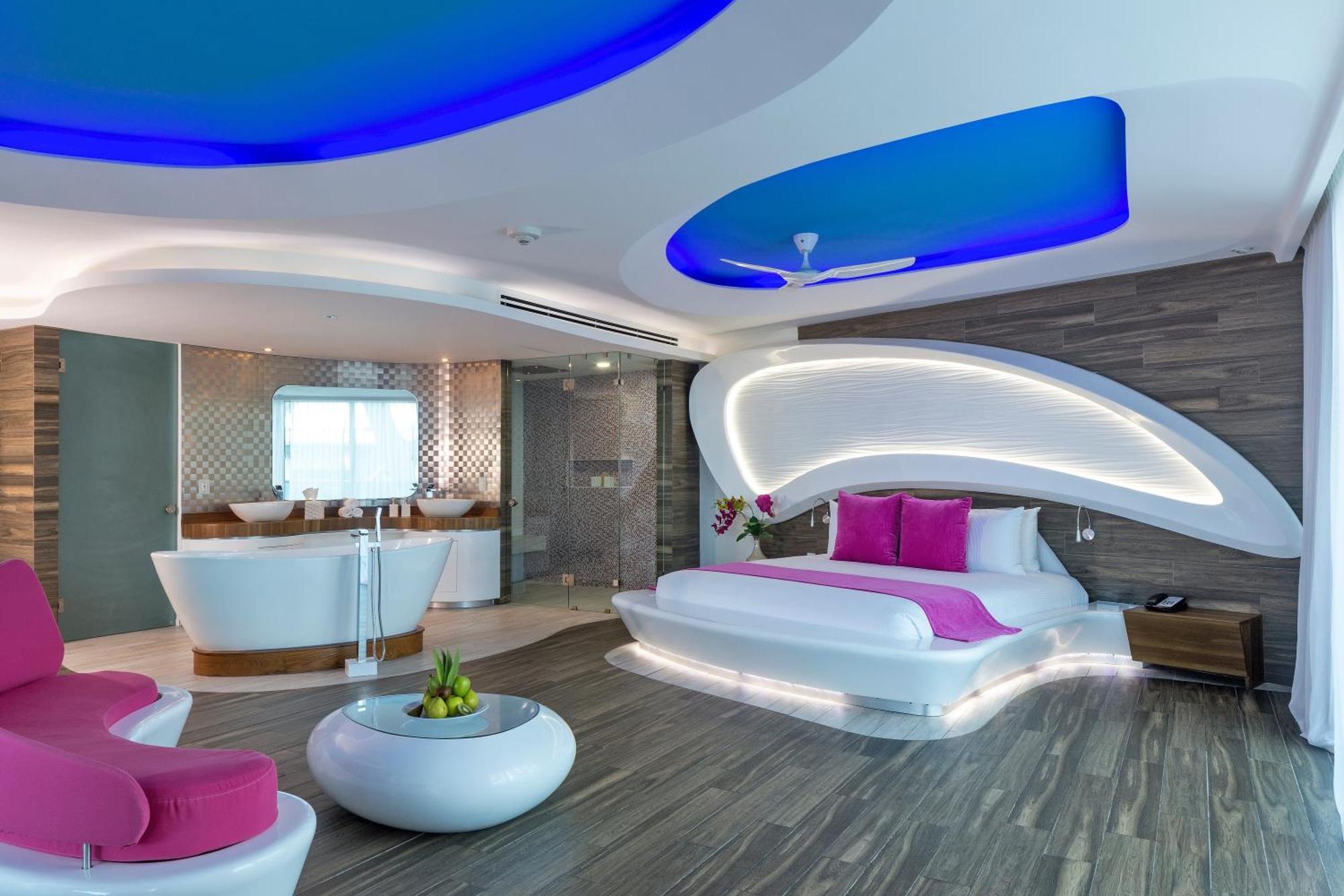 The Carmen - Ocean Front (adults Only) Hotel