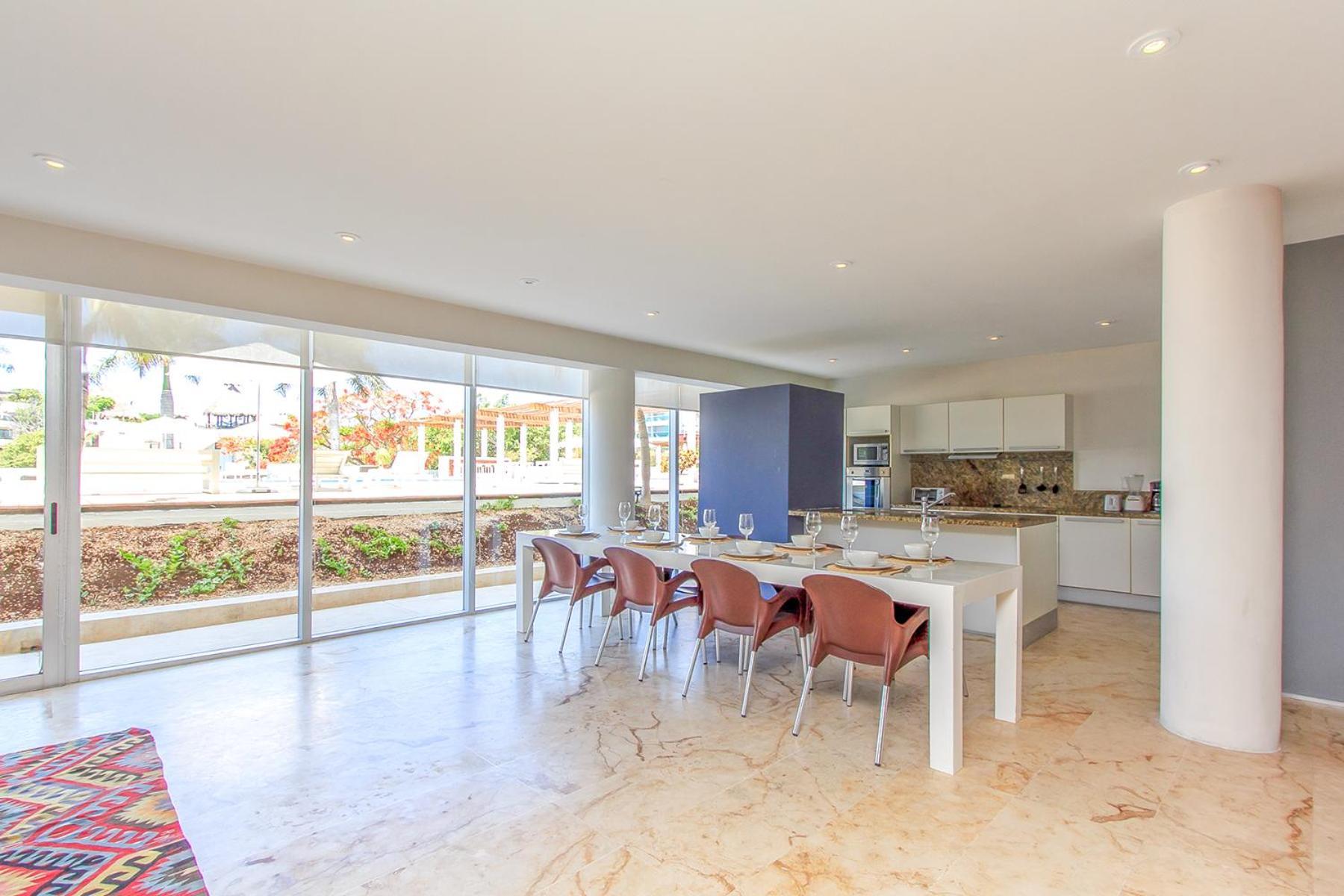 Gorgeous Magia Beachside By Stella Rentals! Apartment