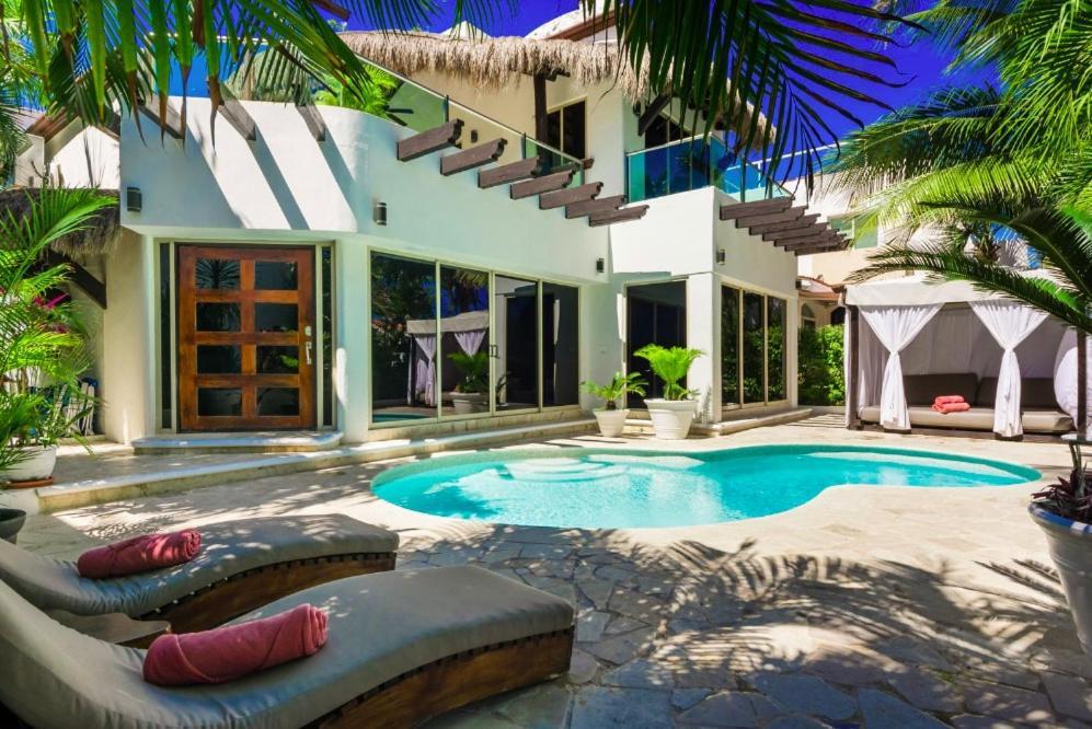 Luxury House In Playacar Steps To The Pousada Playa del Carmen
