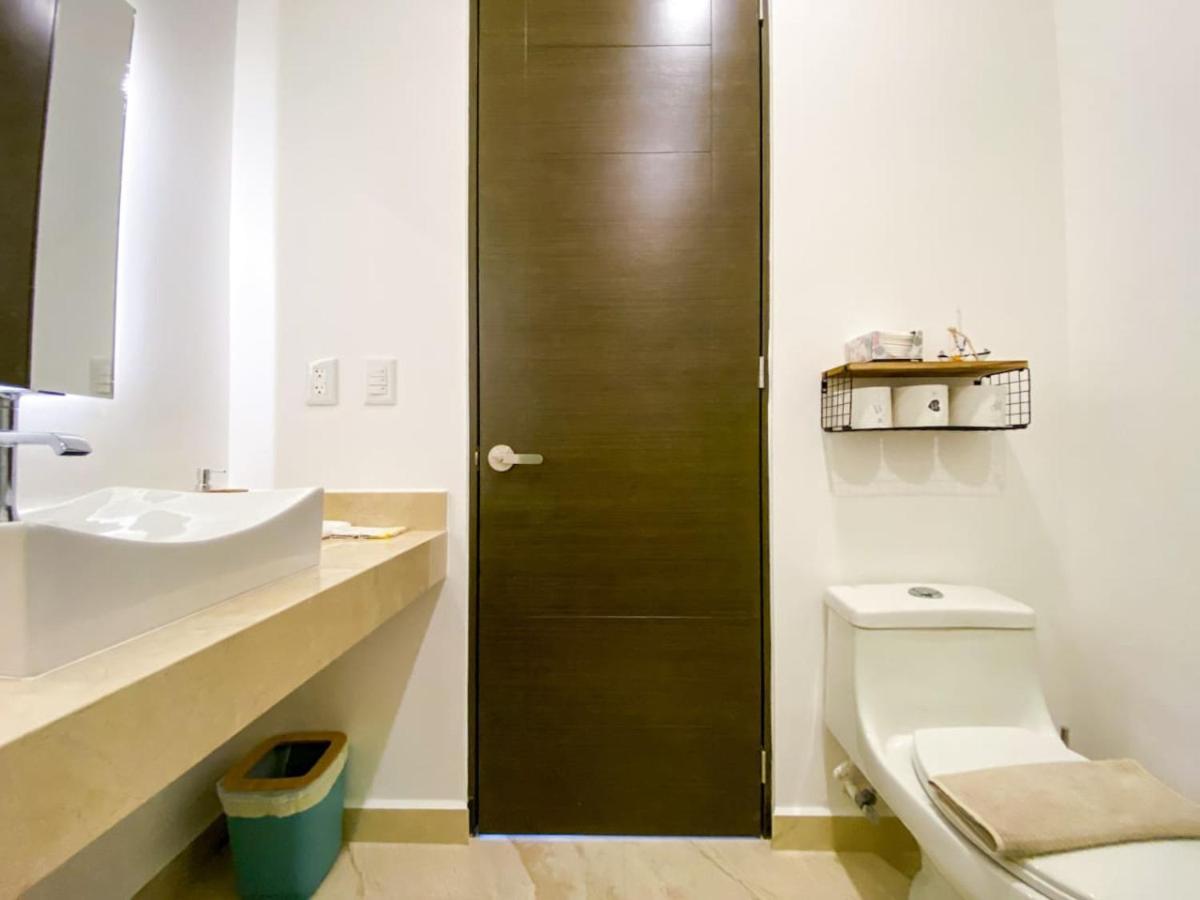 Excellent 3br Ph With Priv Pool Gym Pkg Tennis Apartment