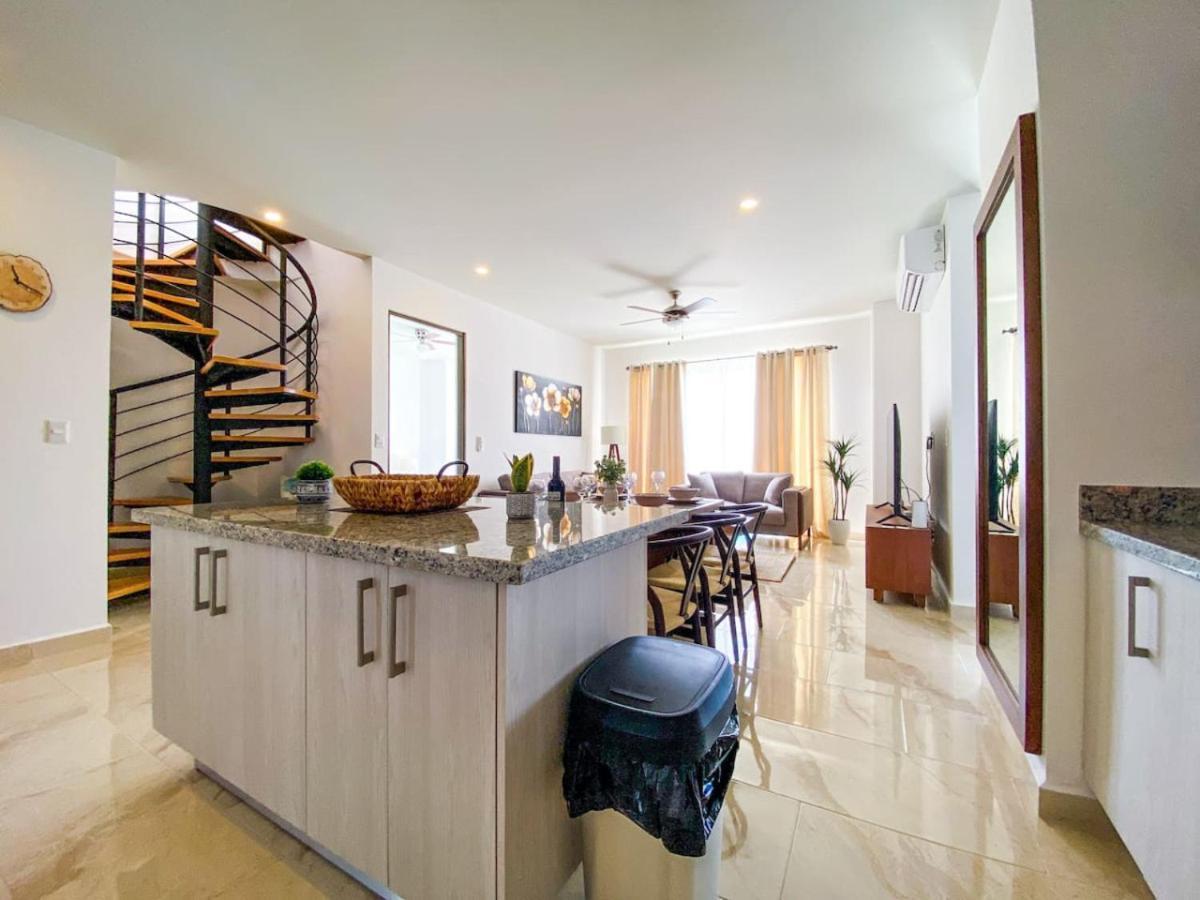 Excellent 3br Ph With Priv Pool Gym Pkg Tennis Apartment