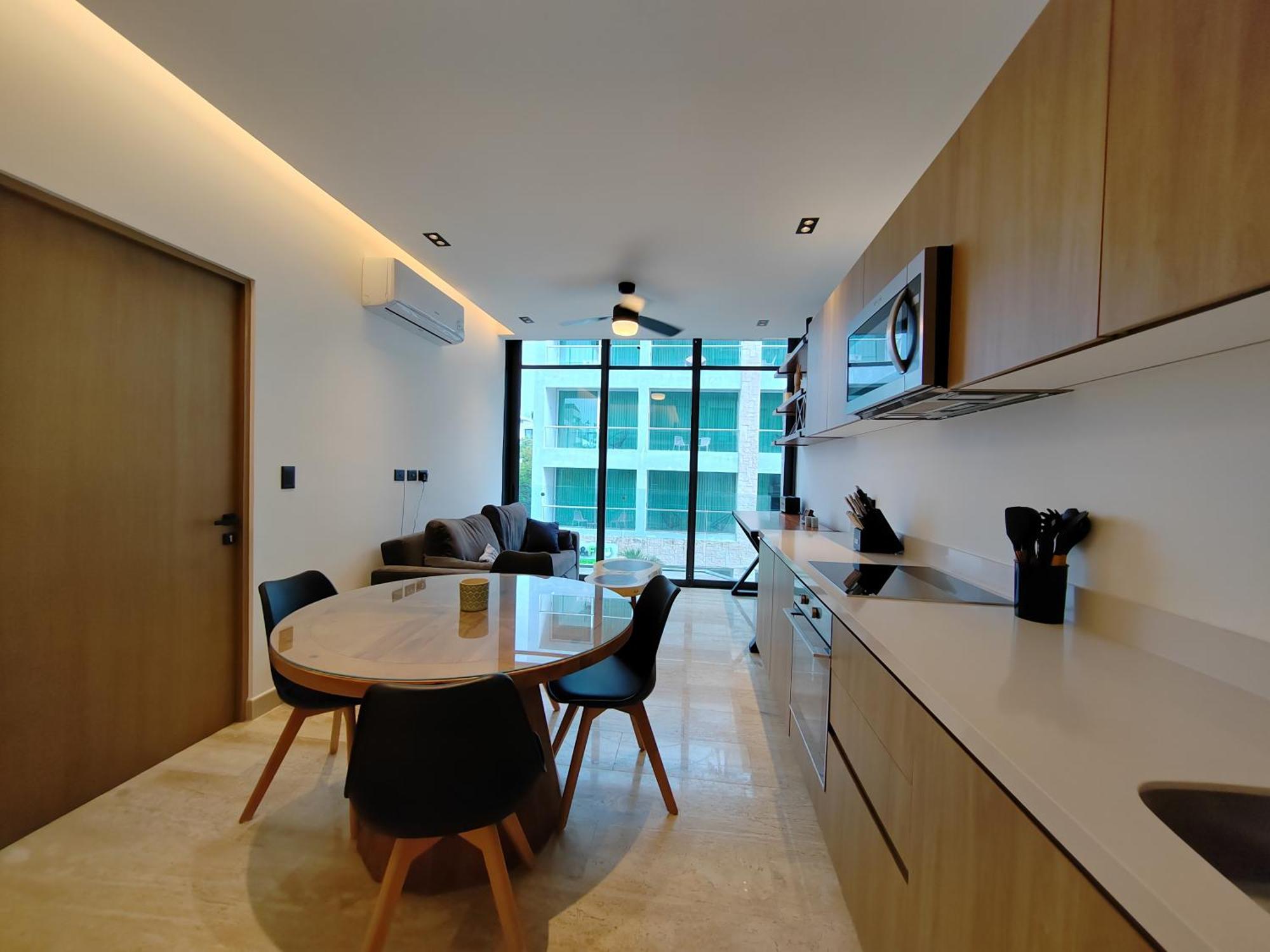 Apartment 2br Steps Away From 5ta, Pool, Lundry & Gym By Yeah Playa del Carmen