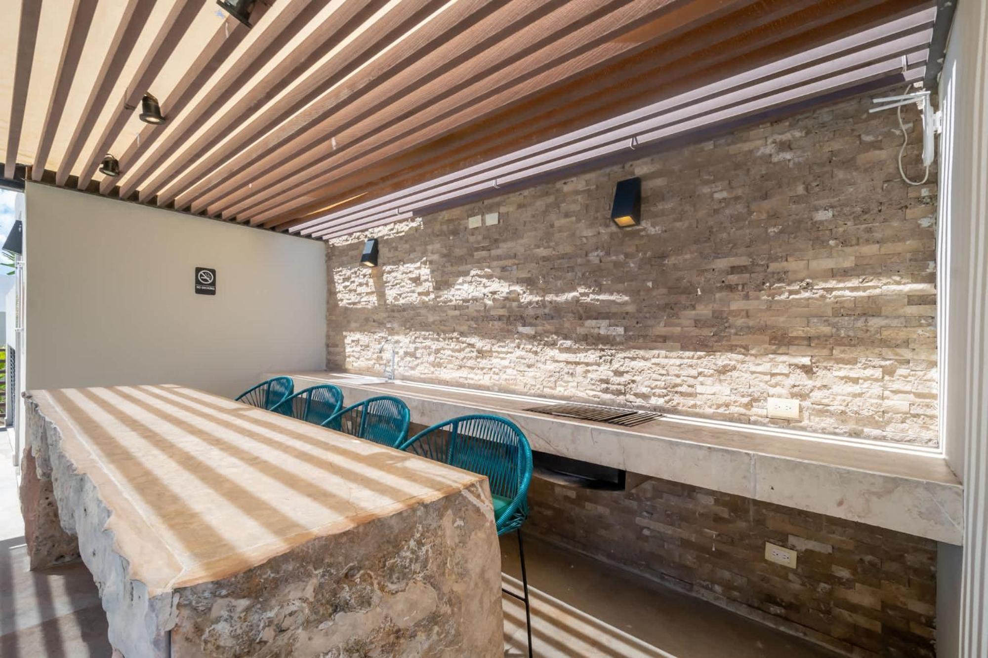 Oceanview Pool & Lounge Private Balcony Gym & Bbq * Playa del Carmen