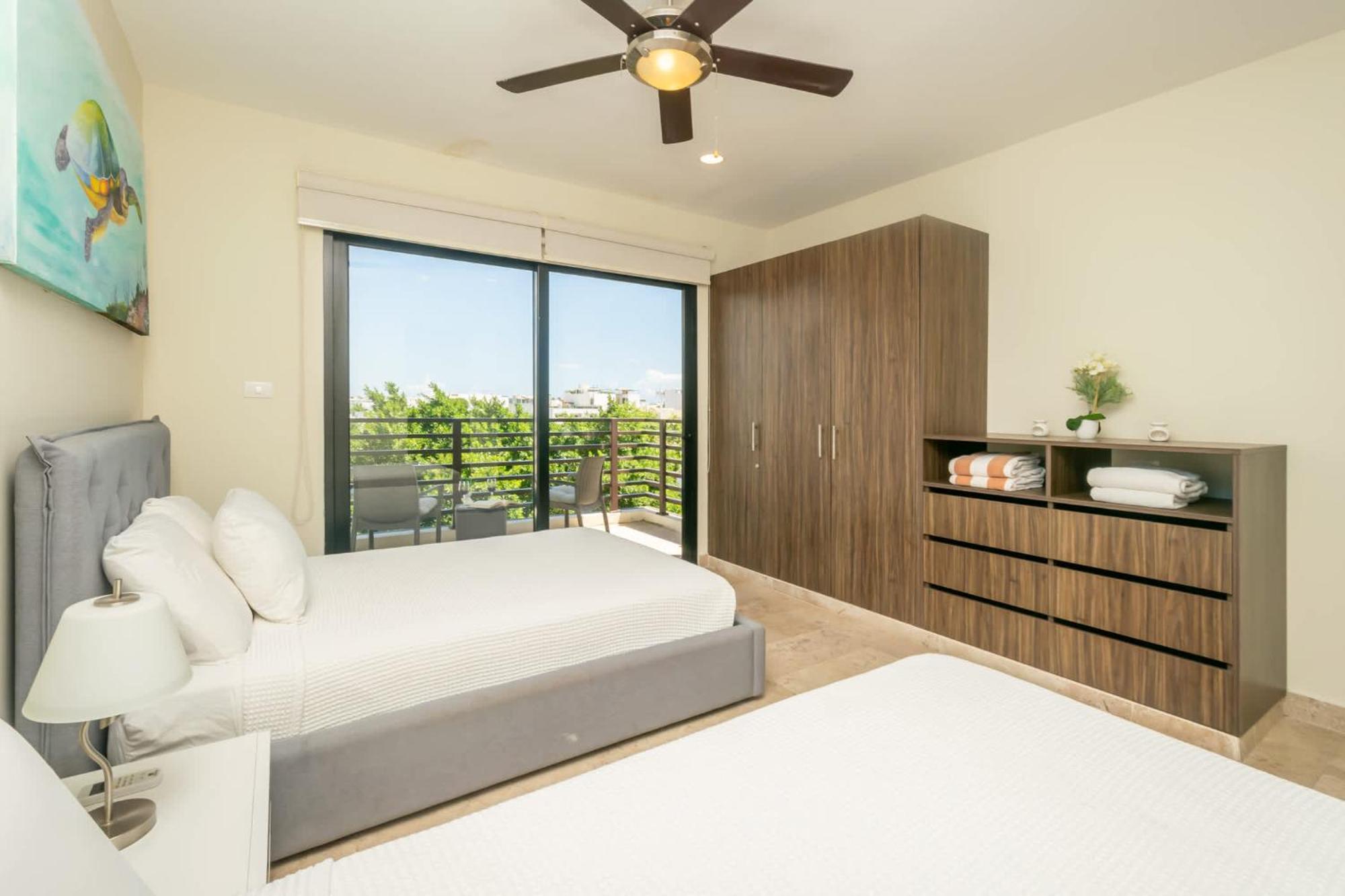Oceanview Pool & Lounge Private Balcony Gym & Bbq Holiday home