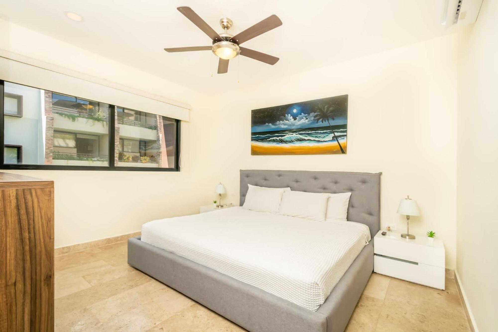 Holiday home Oceanview Pool & Lounge Private Balcony Gym & Bbq *