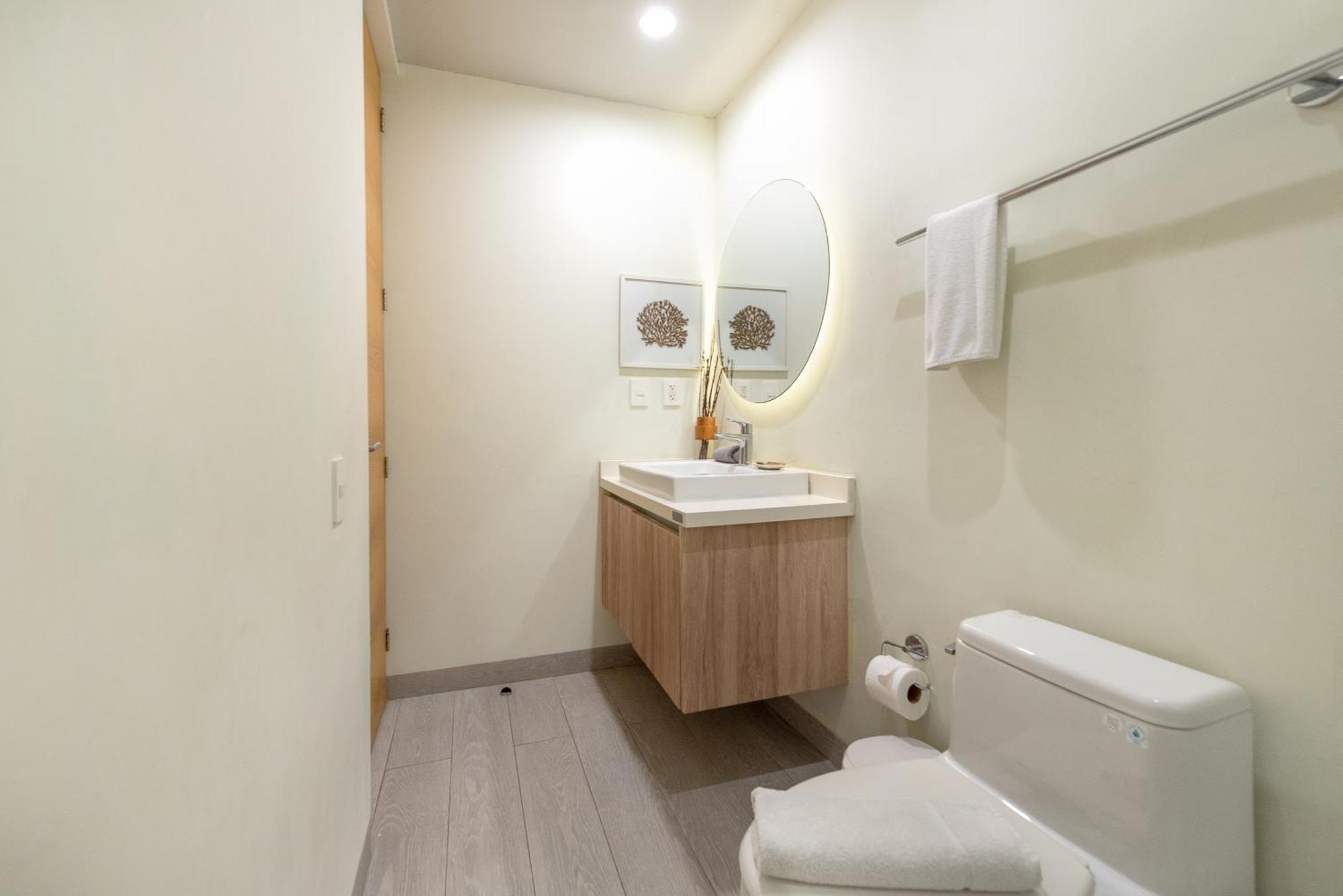 Apartment Private Pool 3bd 3ba Sleeps 8 *