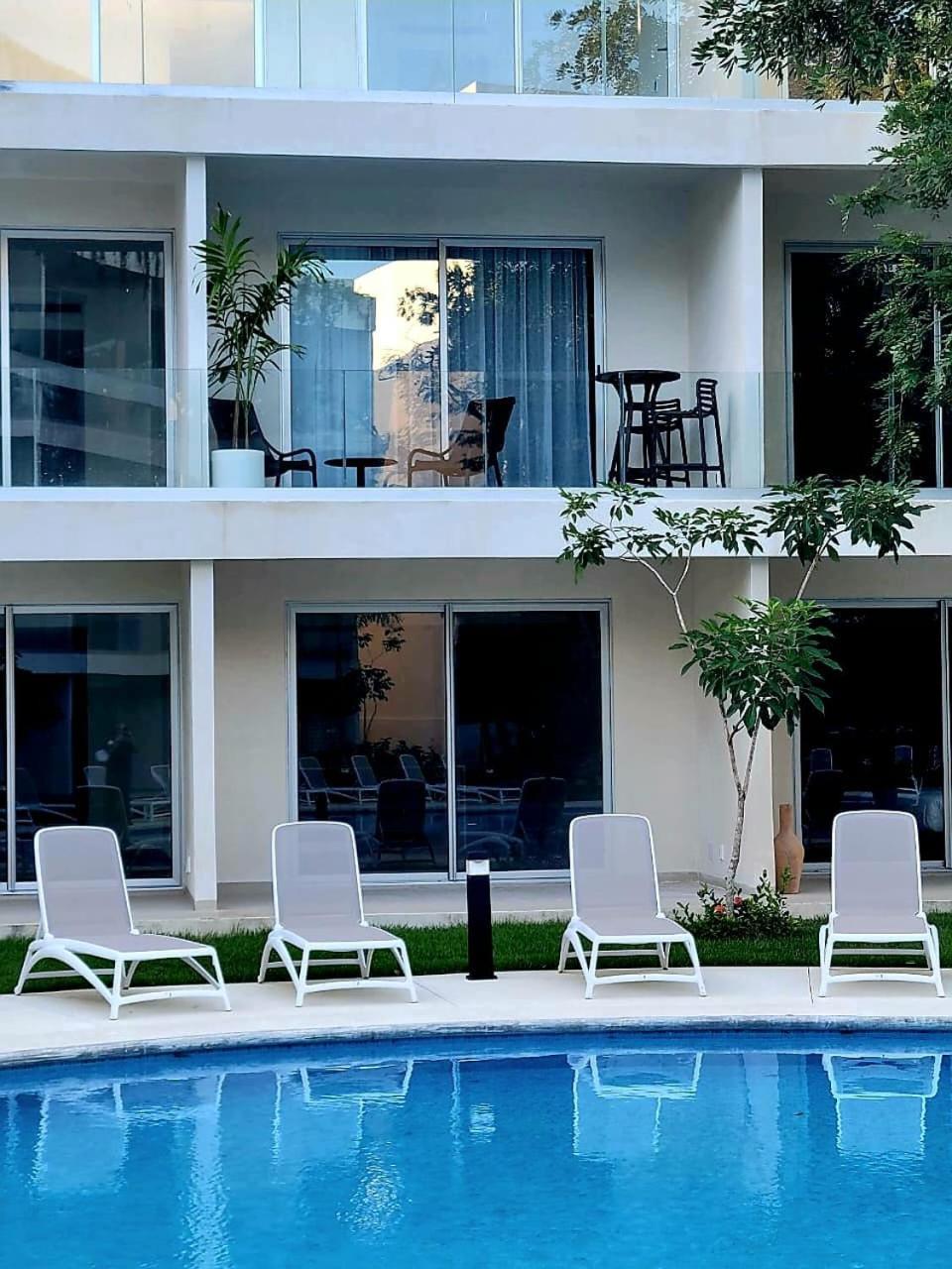 Modern Playacar With Poolside Views & Nature Apartment Playa del Carmen