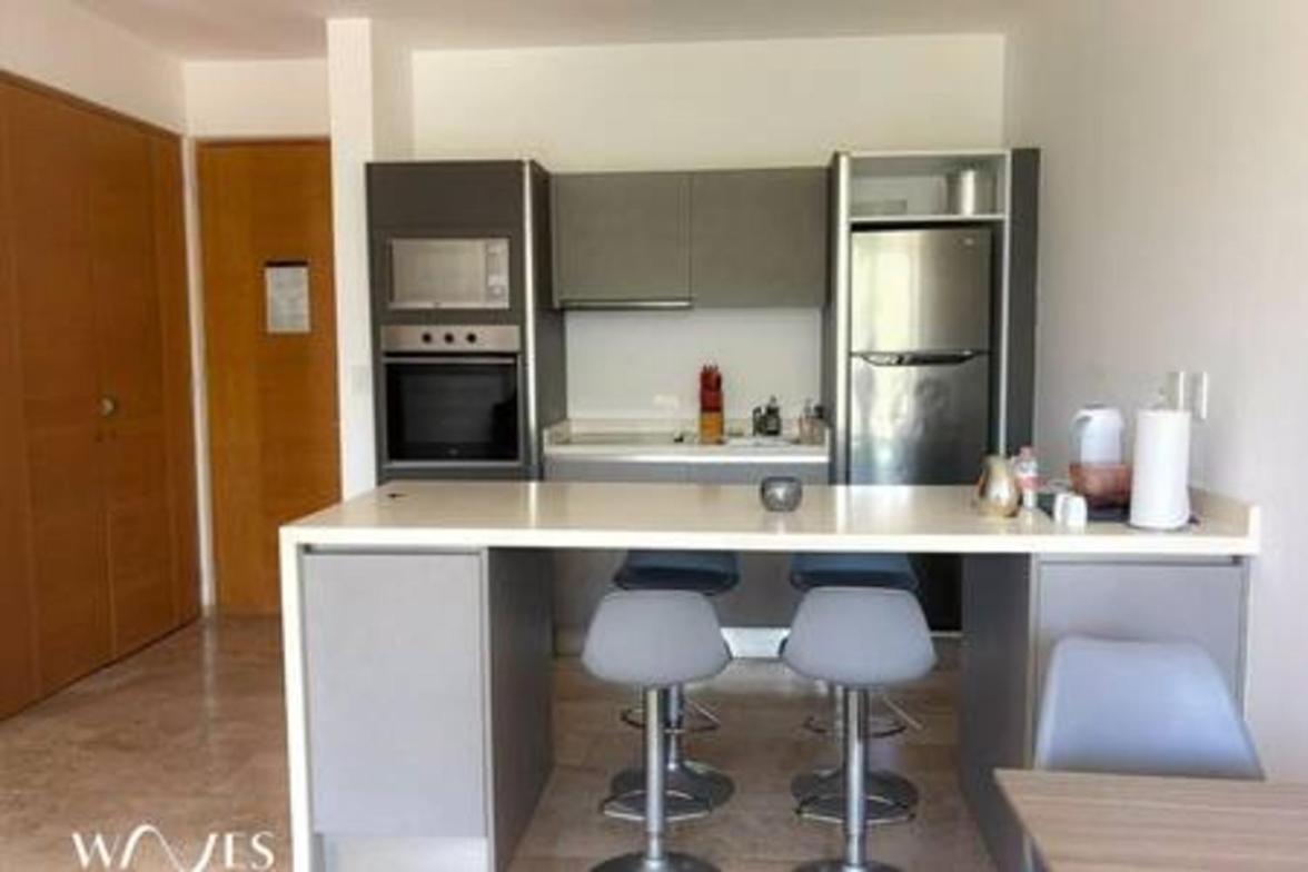 Apartment Luminous 1 Br. Steps Away From The *