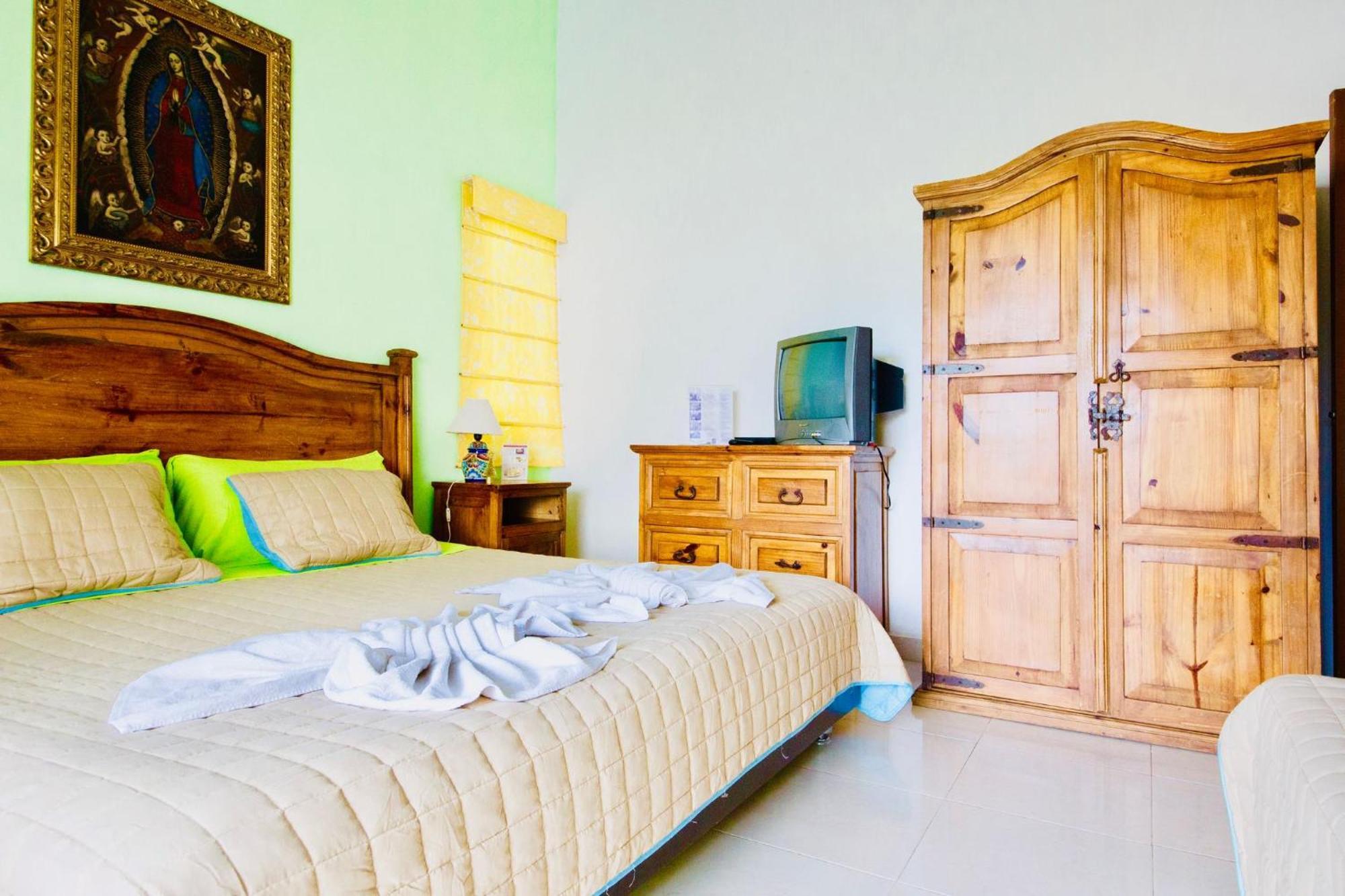 Gorgeous With Pool E7 Playacar Phase 2 Biệt thự *