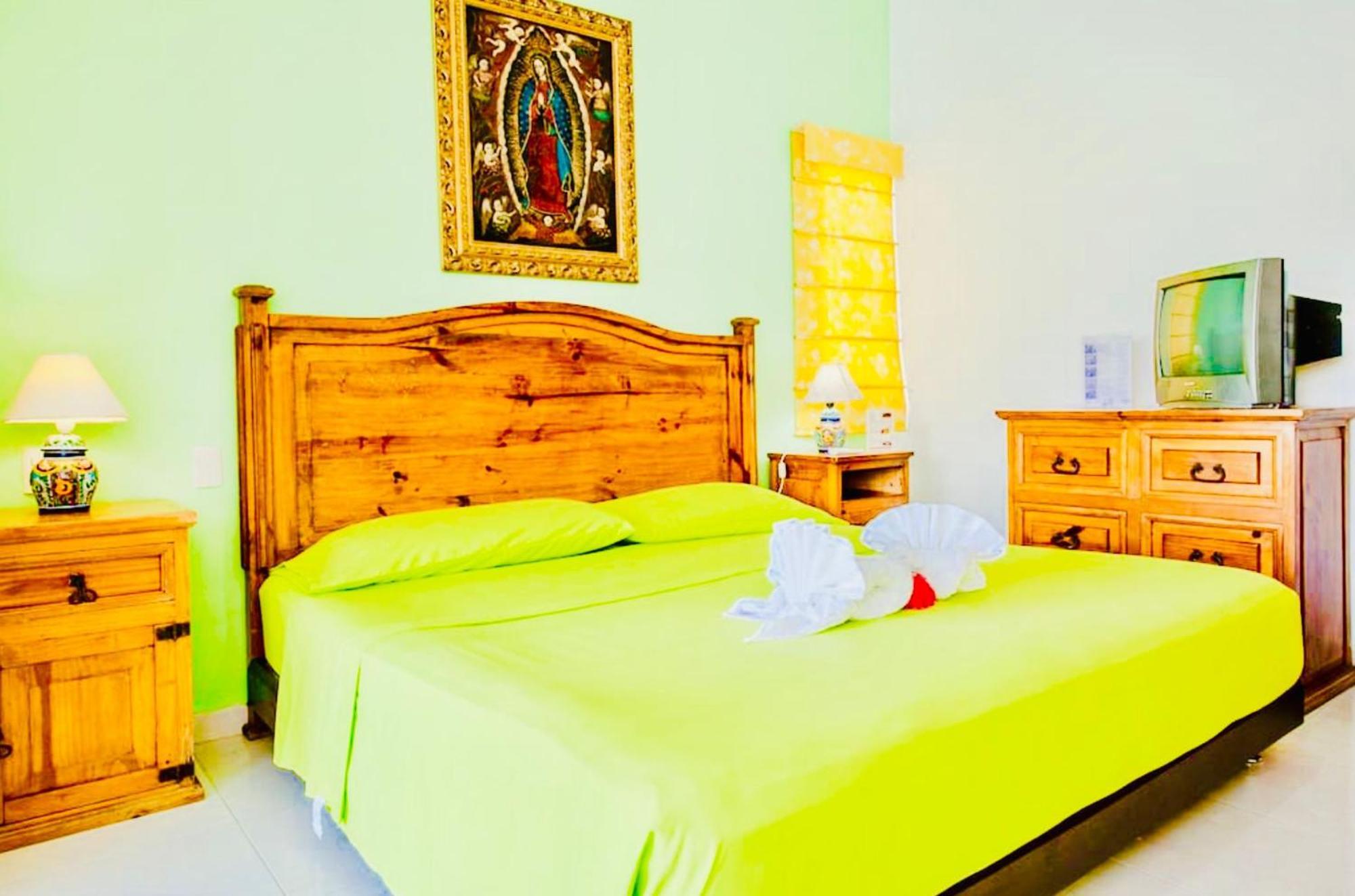 Biệt thự Gorgeous With Pool E7 Playacar Phase 2