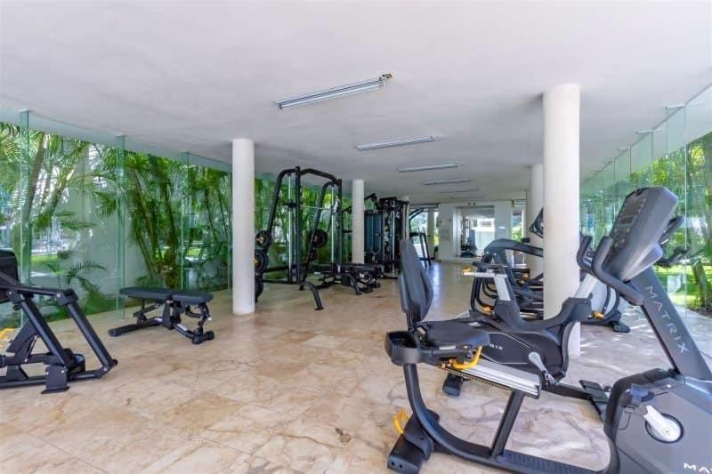 Excellent 3 Bd Steps The