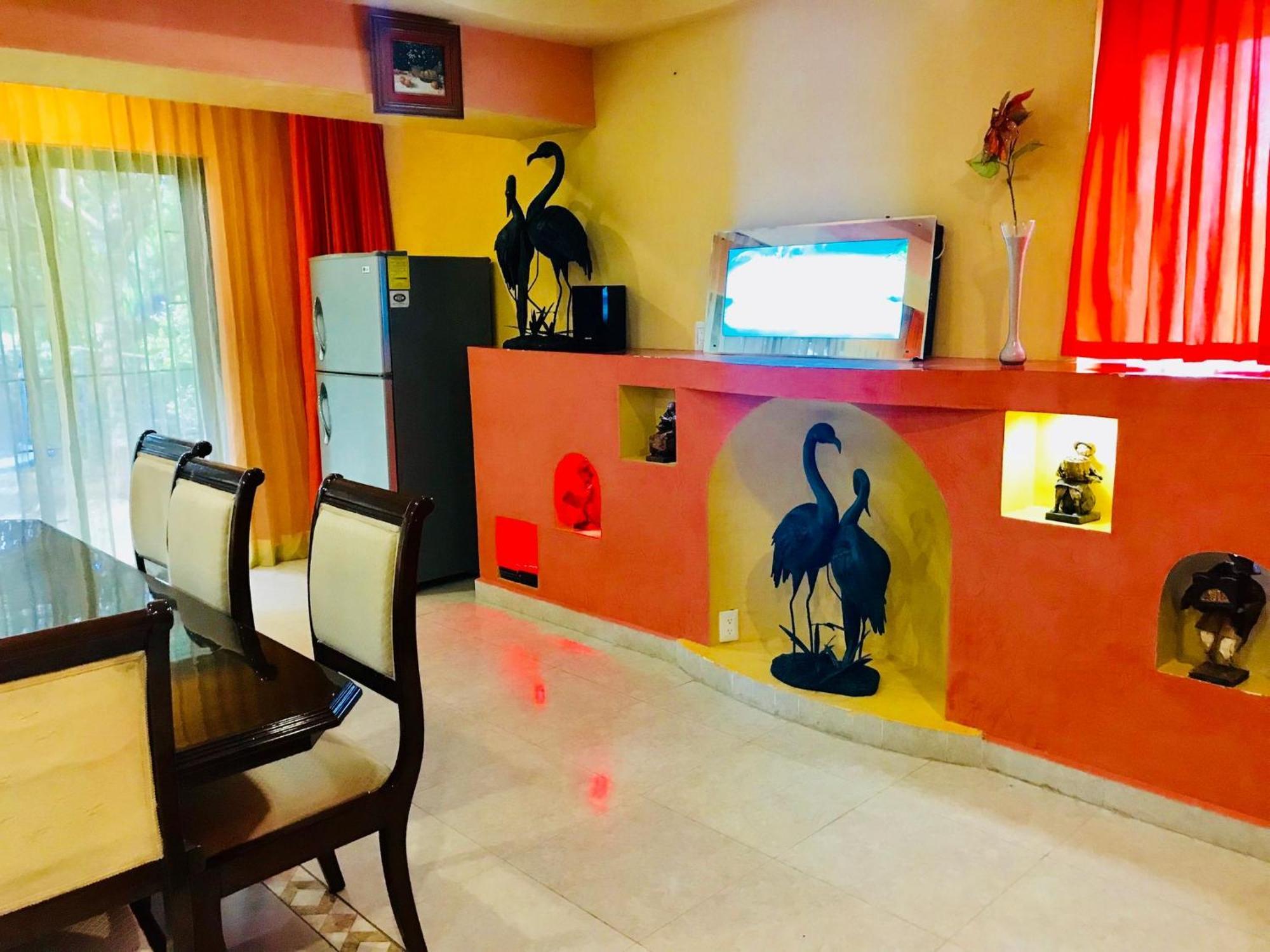 Guest house Sunset In Stunning Playacar Townhouse Stage 2 *